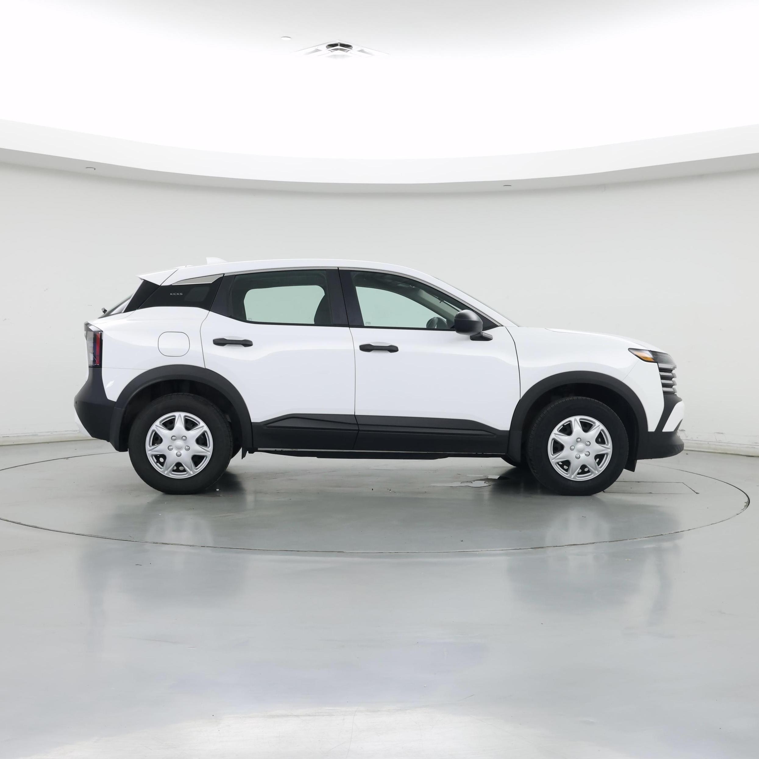 Thumbnail: 2025 Nissan Kicks - 7
