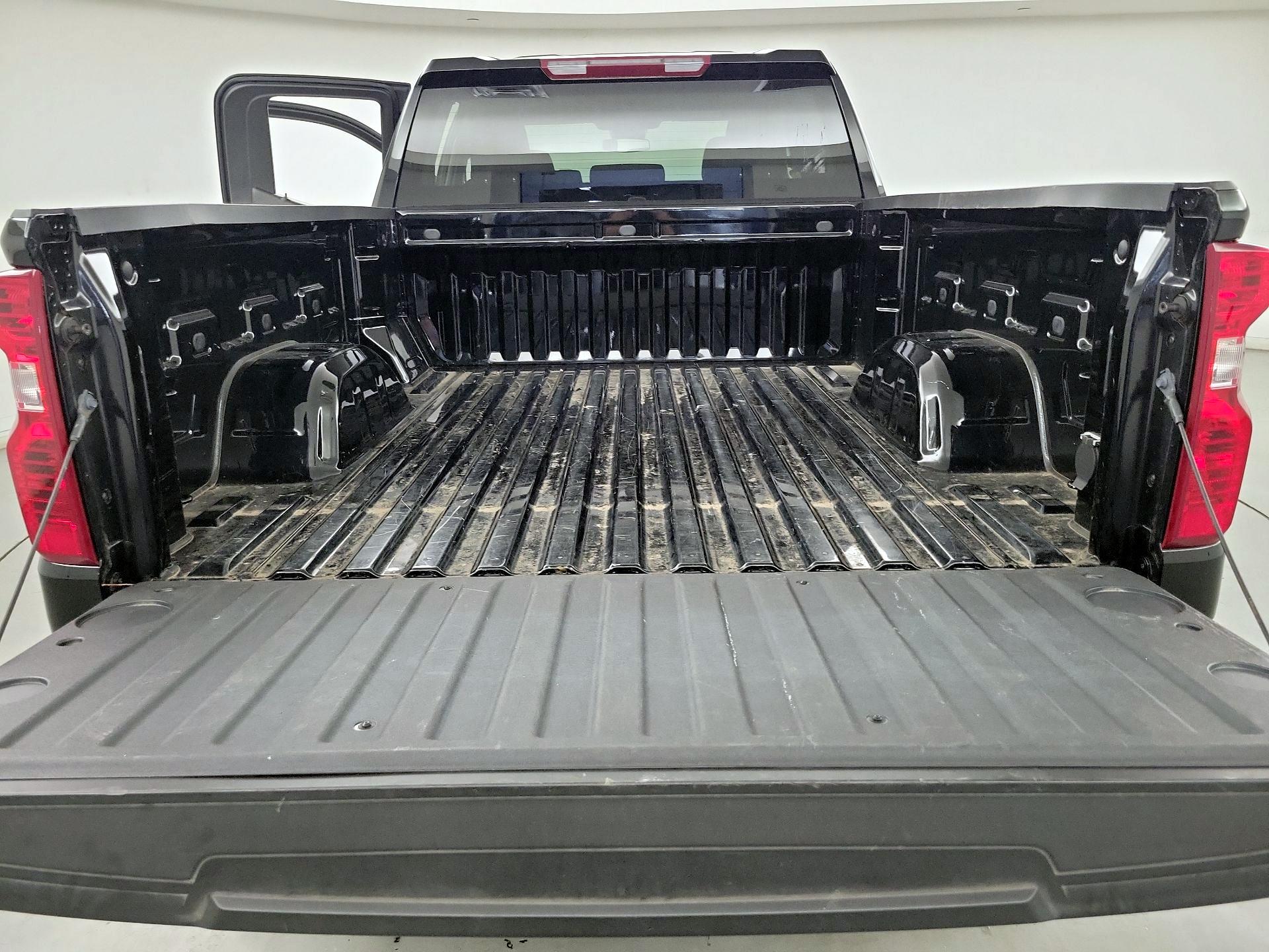 Thumbnail: 2024 Chevrolet Silverado 1500 - 20