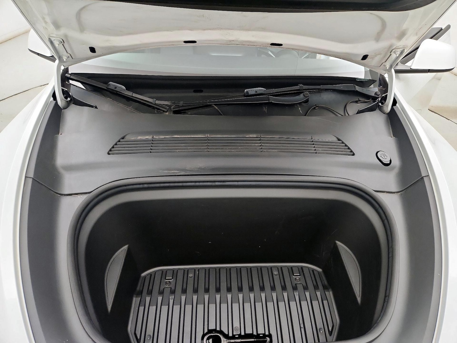 2021 Tesla Model Y Long Range - Photo 22