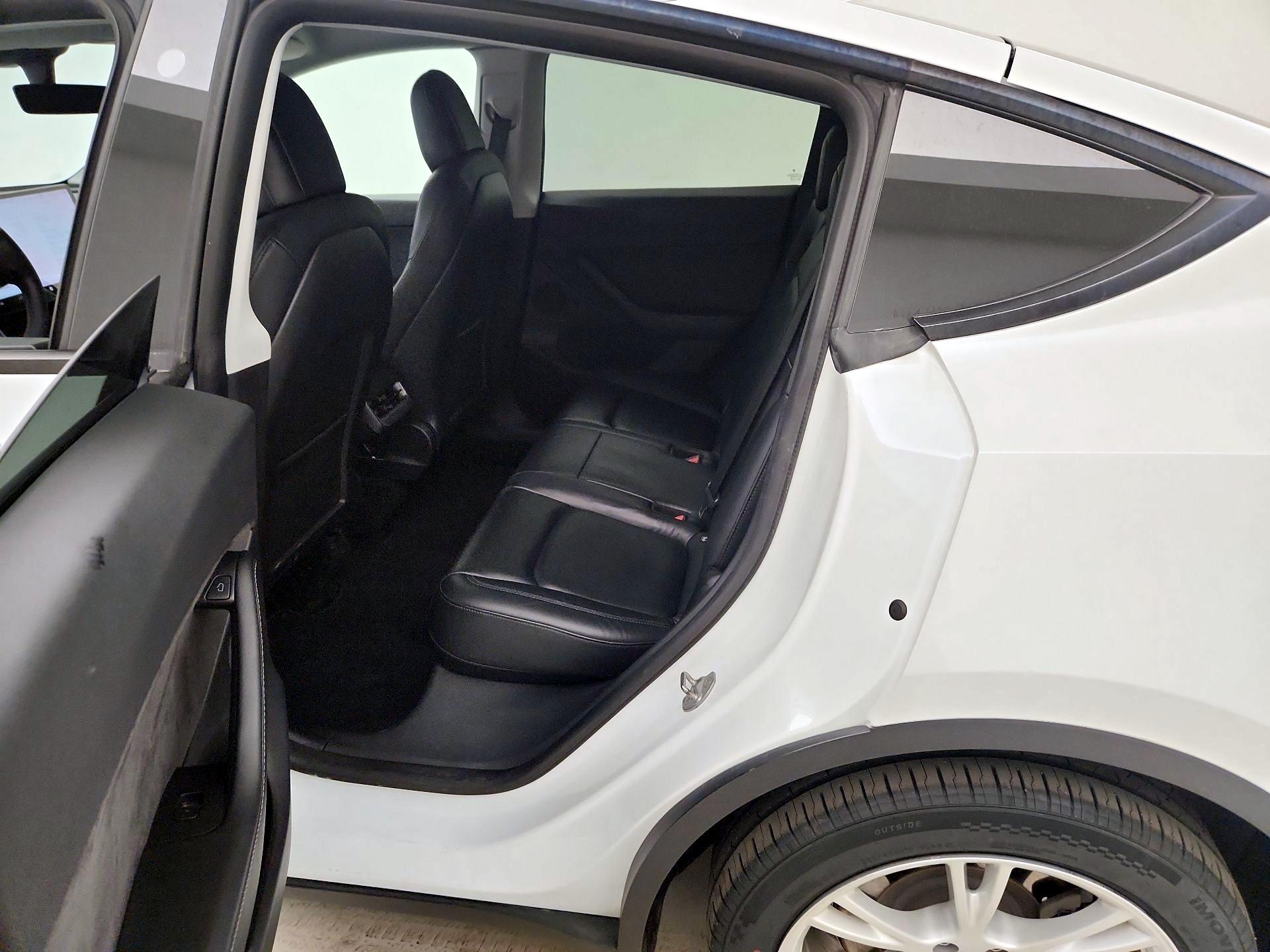 Thumbnail: 2021 Tesla Model Y - 18