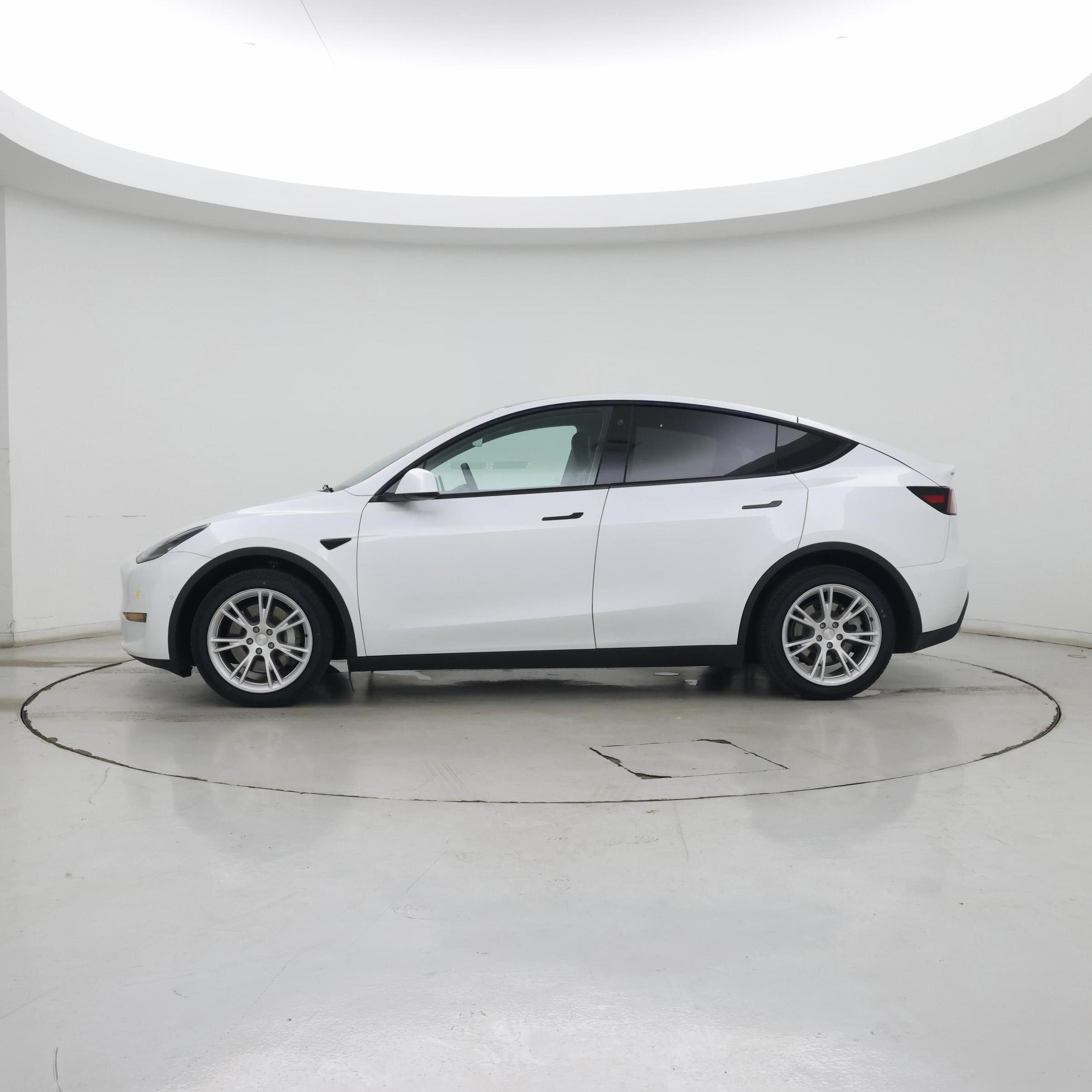 Thumbnail: 2021 Tesla Model Y - 3