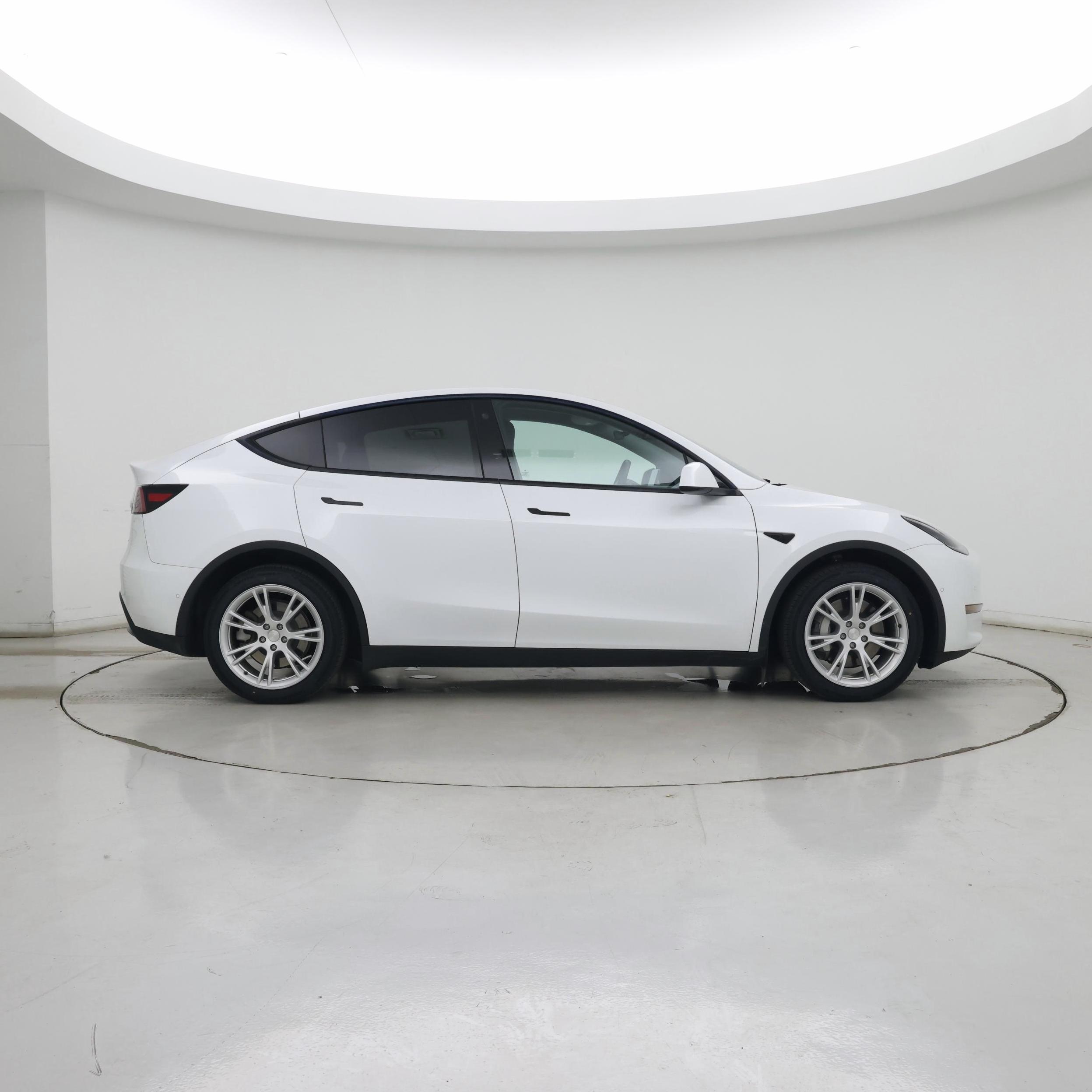 Thumbnail: 2021 Tesla Model Y - 7