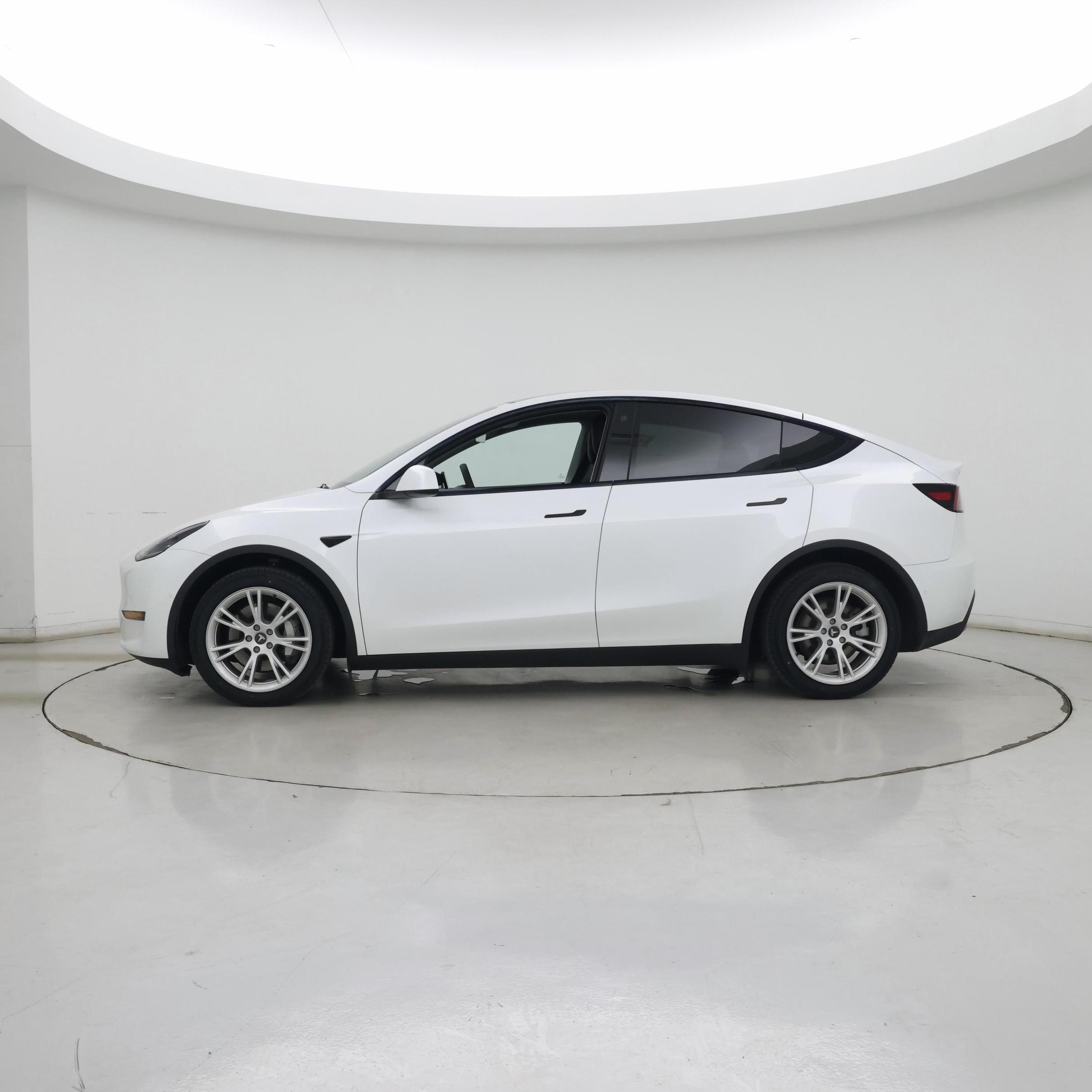 Thumbnail: 2021 Tesla Model Y - 3