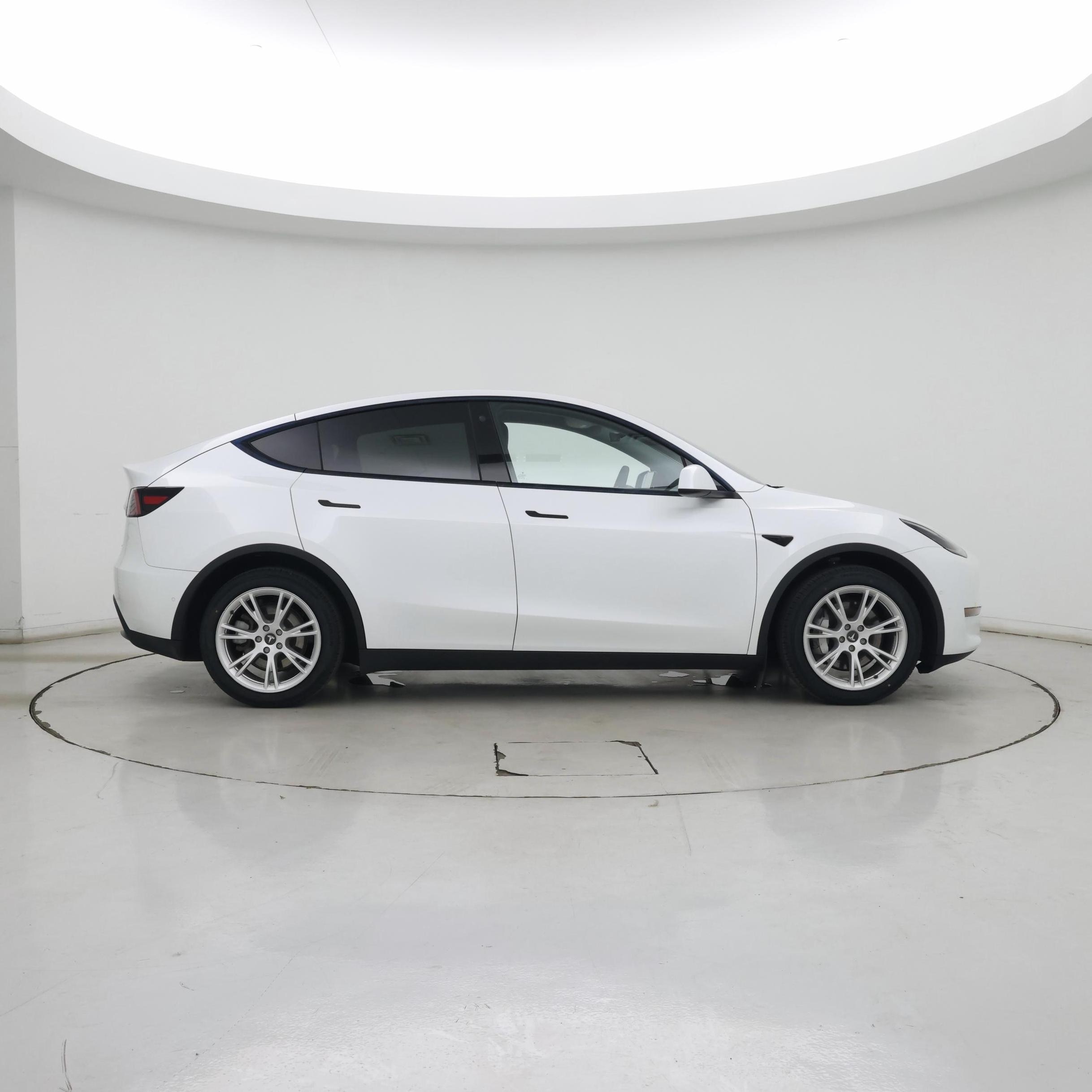 Thumbnail: 2021 Tesla Model Y - 7