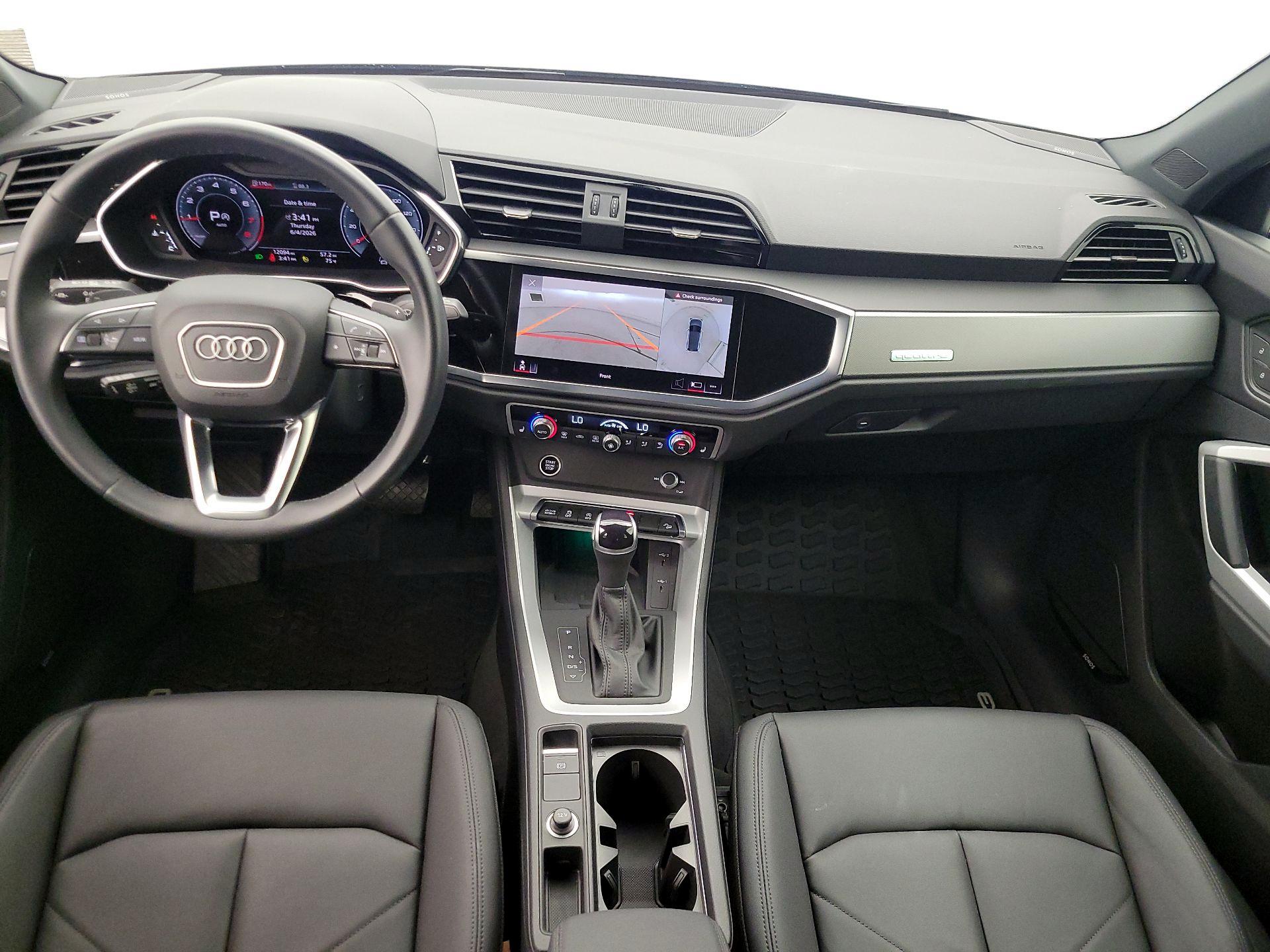 Thumbnail: 2023 Audi Q3 - 9