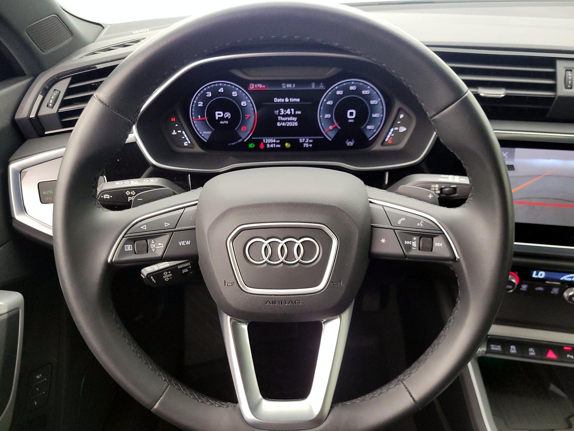 Thumbnail: 2023 Audi Q3 - 10