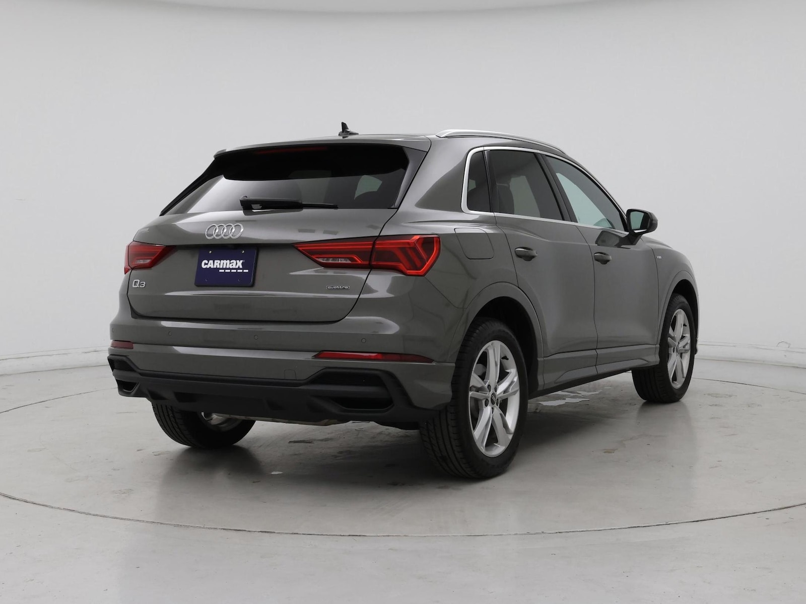 2023 Audi Q3 S Line Premium Plus - Photo 9