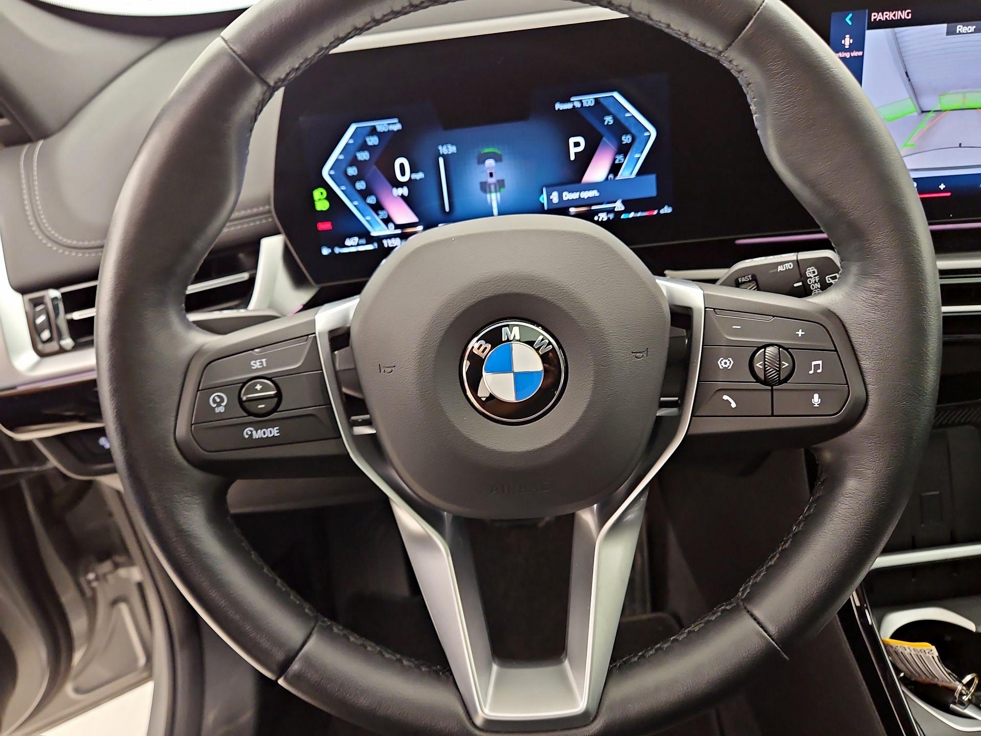 Thumbnail: 2025 BMW X1 - 10