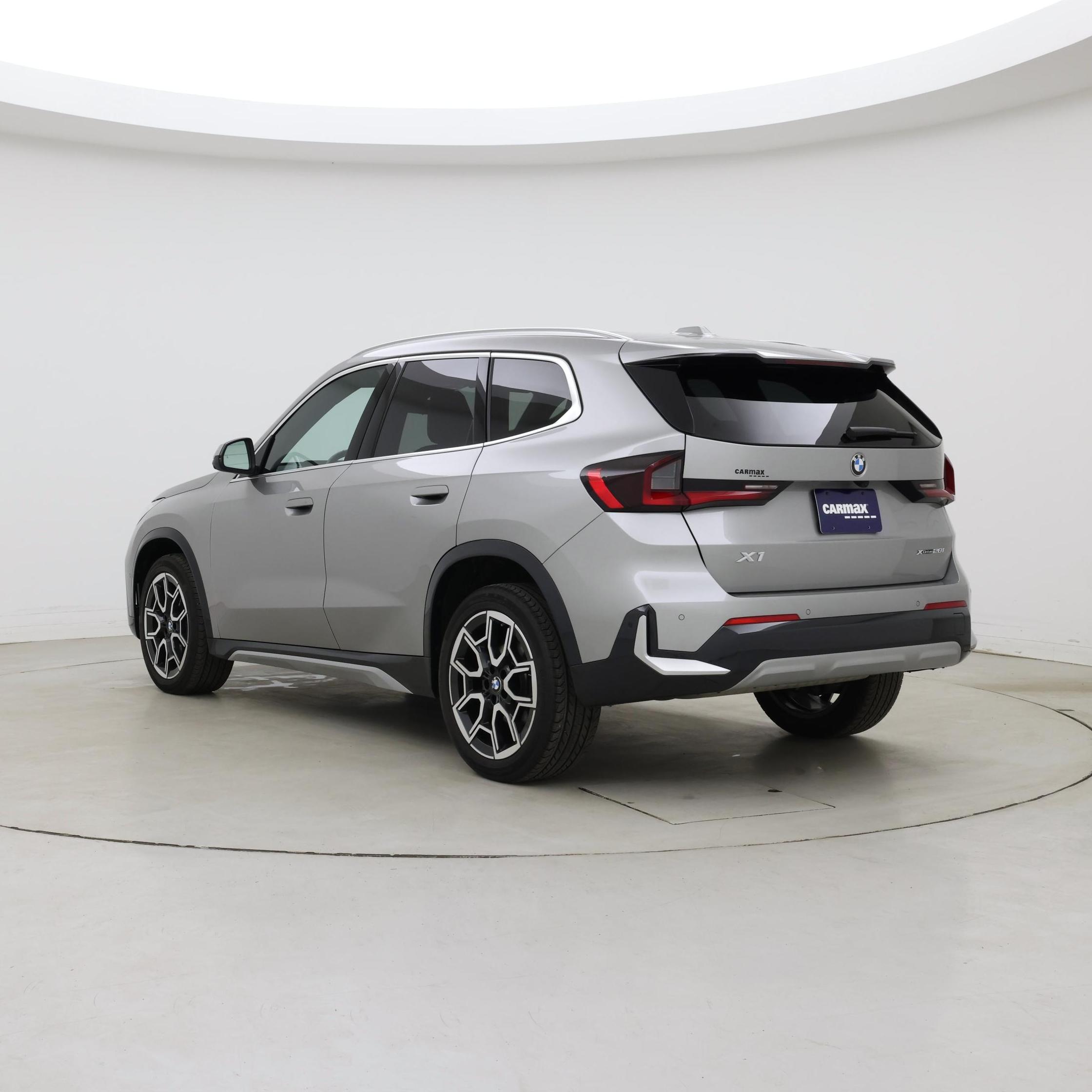 Thumbnail: 2025 BMW X1 - 2