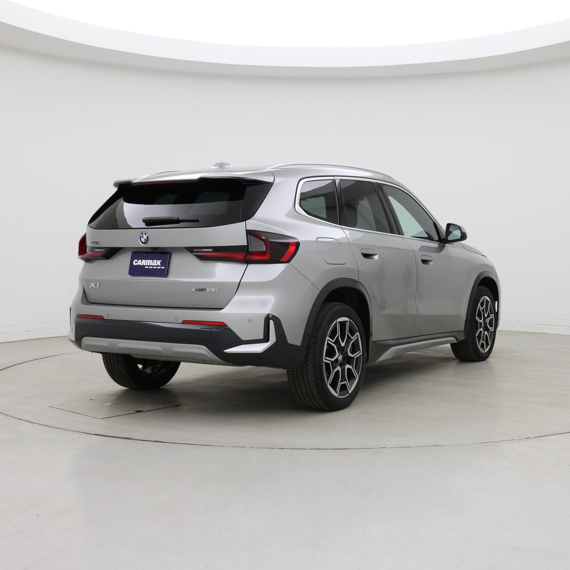 Thumbnail: 2025 BMW X1 - 8