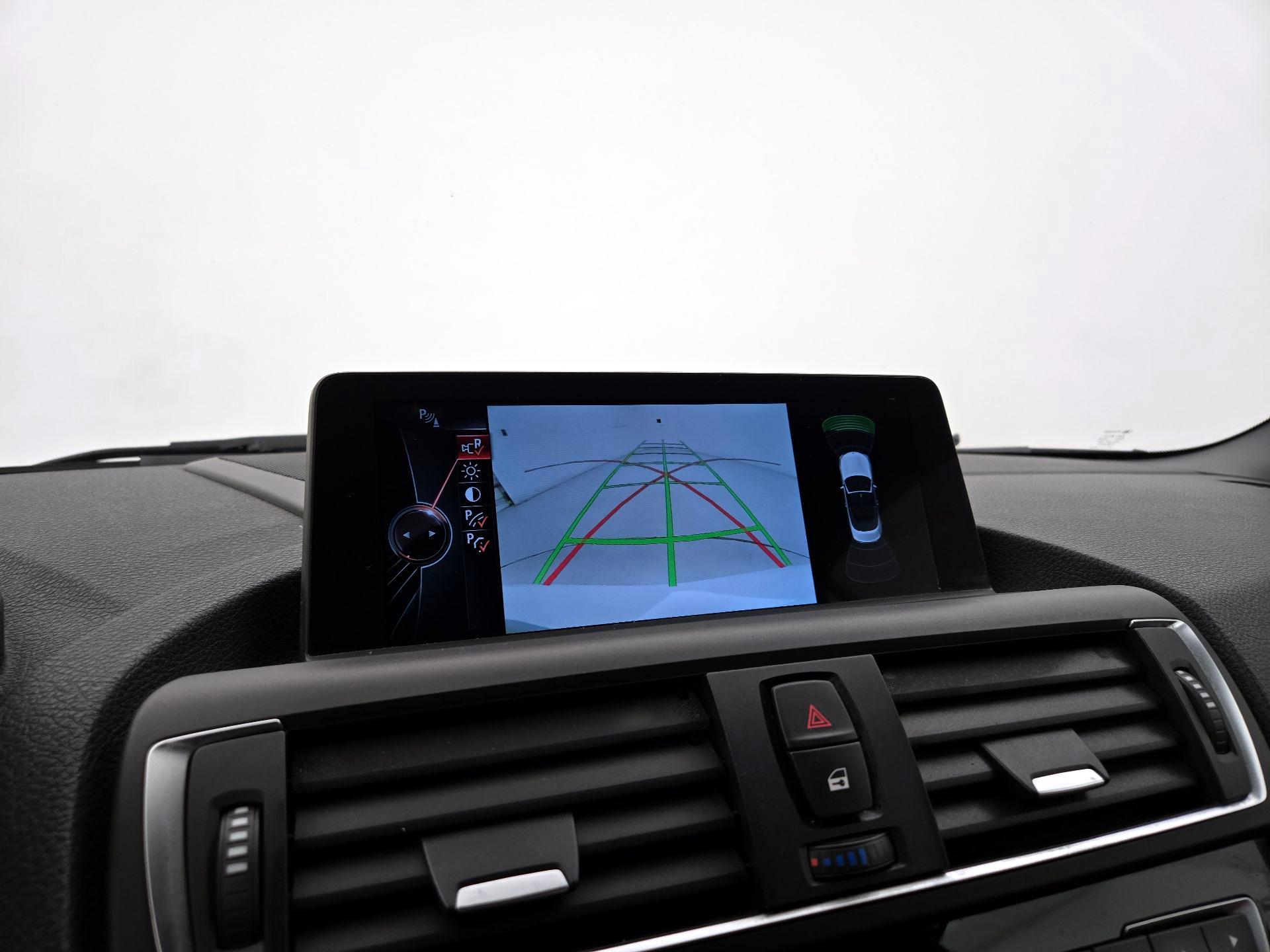 Thumbnail: 2016 BMW 2 Series - 15