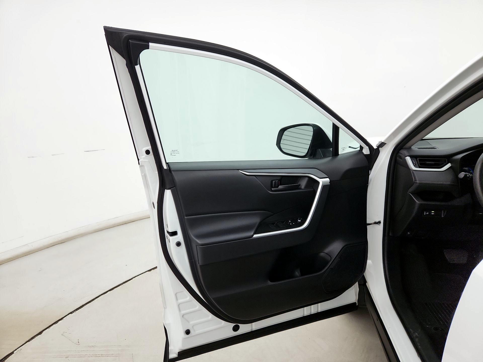 Thumbnail: 2024 Toyota RAV4 - 12