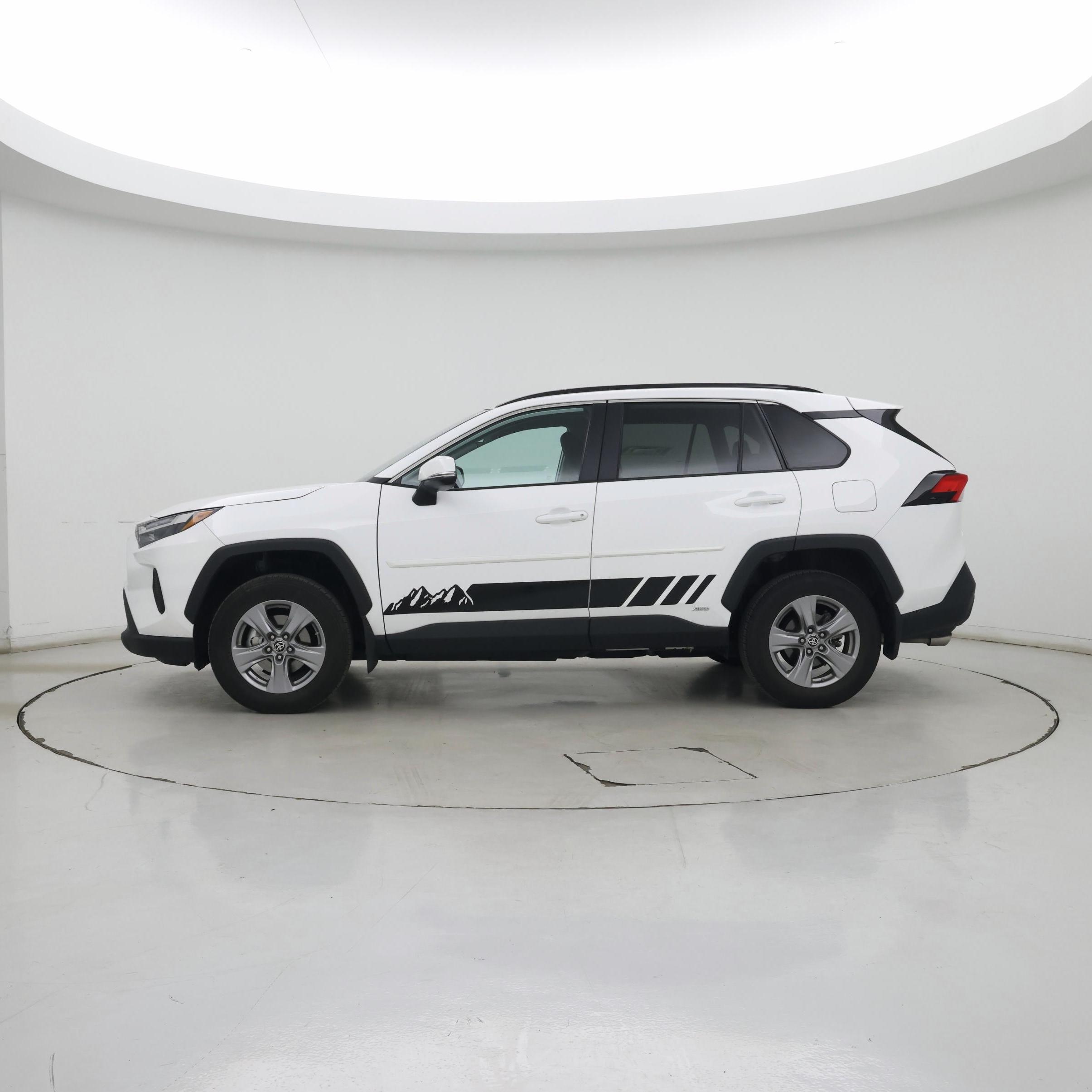 Thumbnail: 2024 Toyota RAV4 - 3