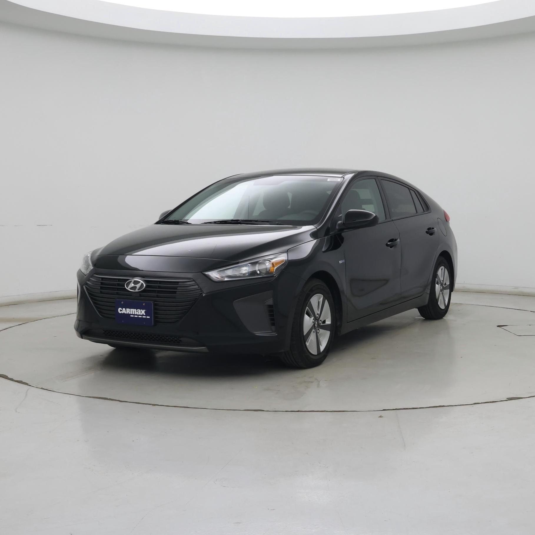 Thumbnail: 2018 Hyundai Ioniq - 4