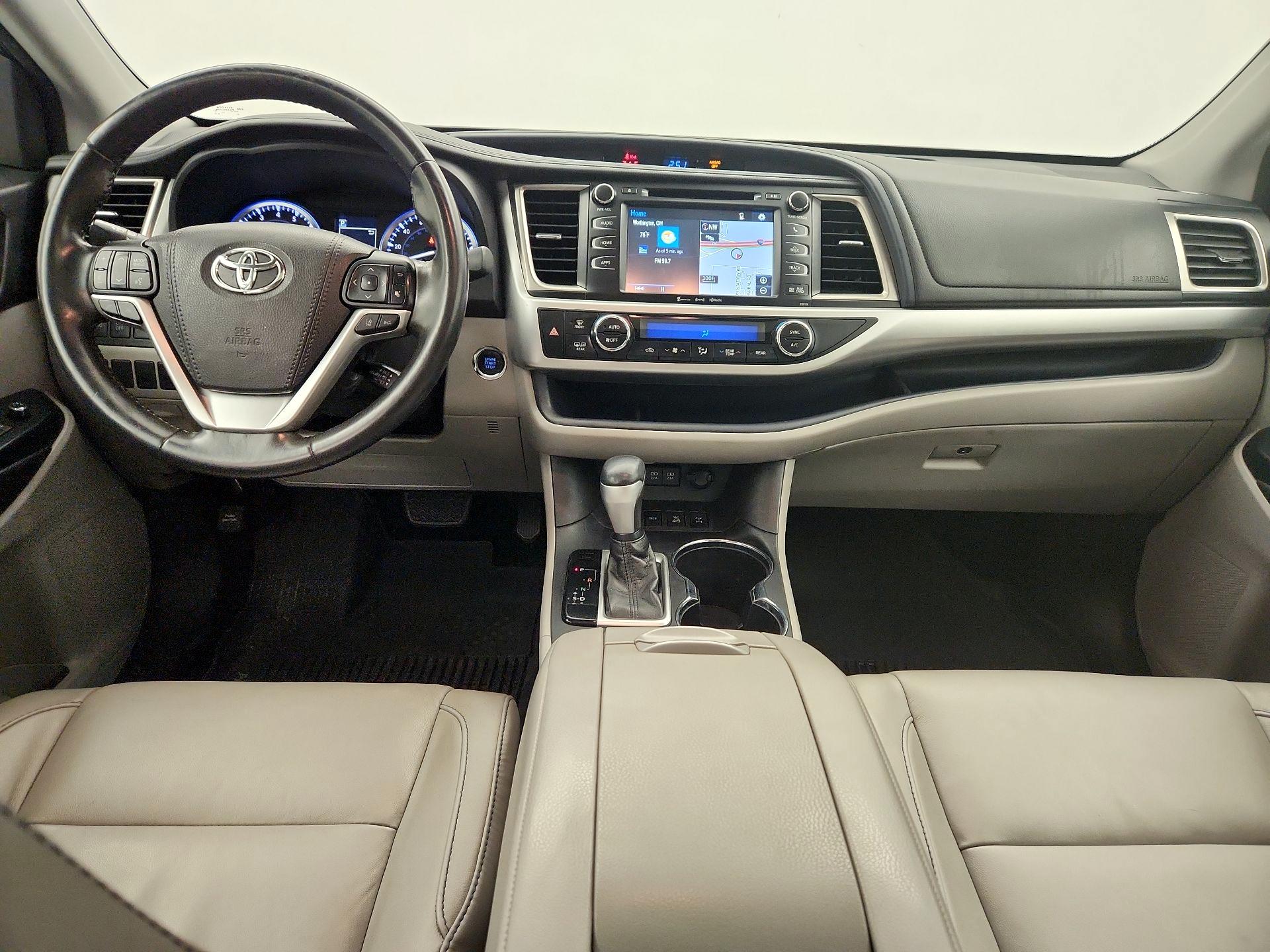 Thumbnail: 2018 Toyota Highlander - 9