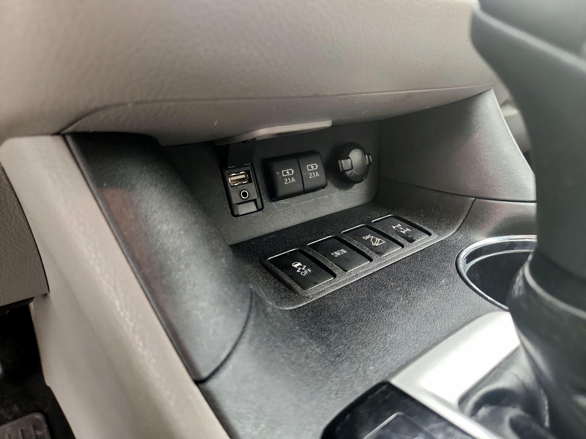 Thumbnail: 2018 Toyota Highlander - 19
