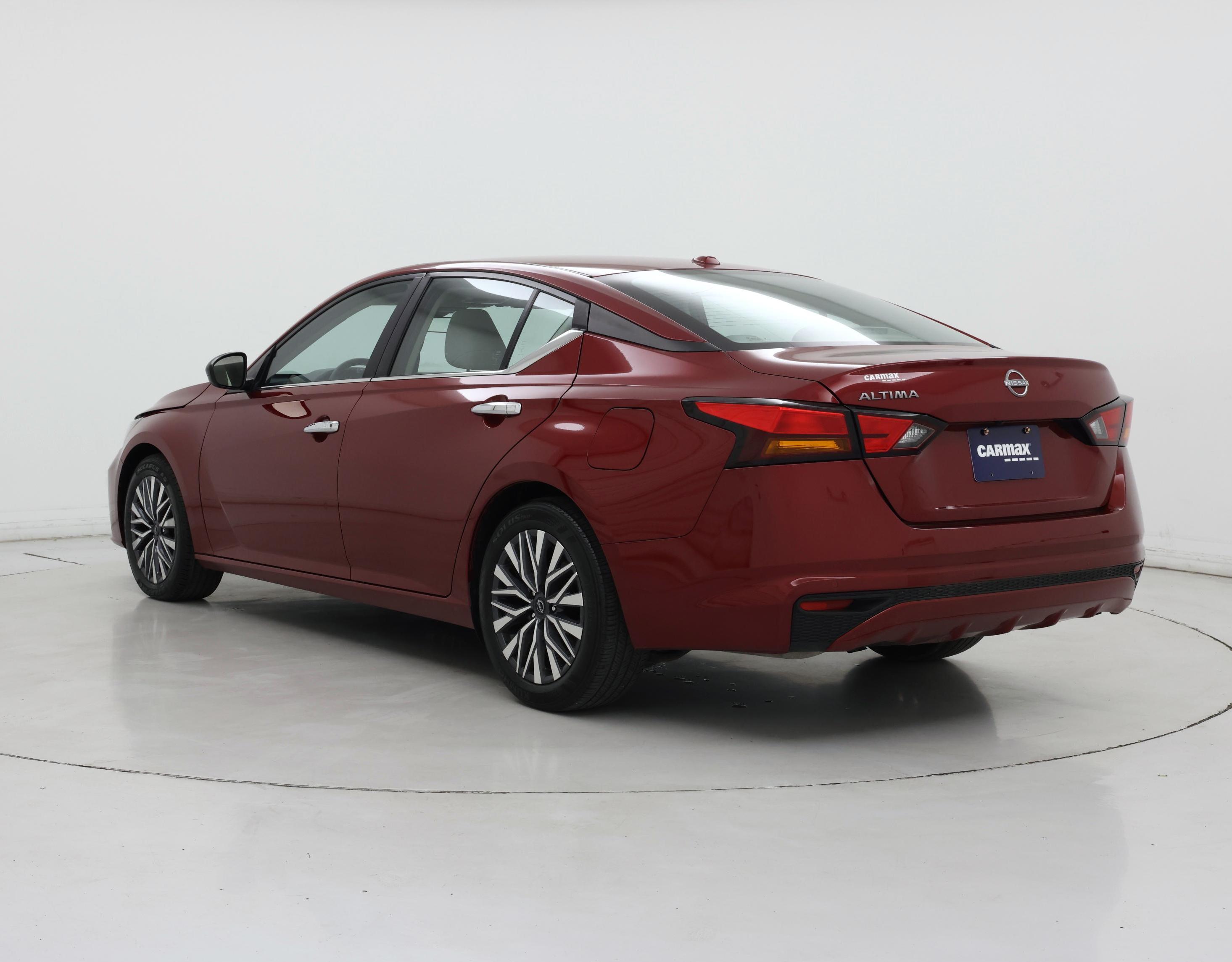 Thumbnail: 2025 Nissan Altima - 2