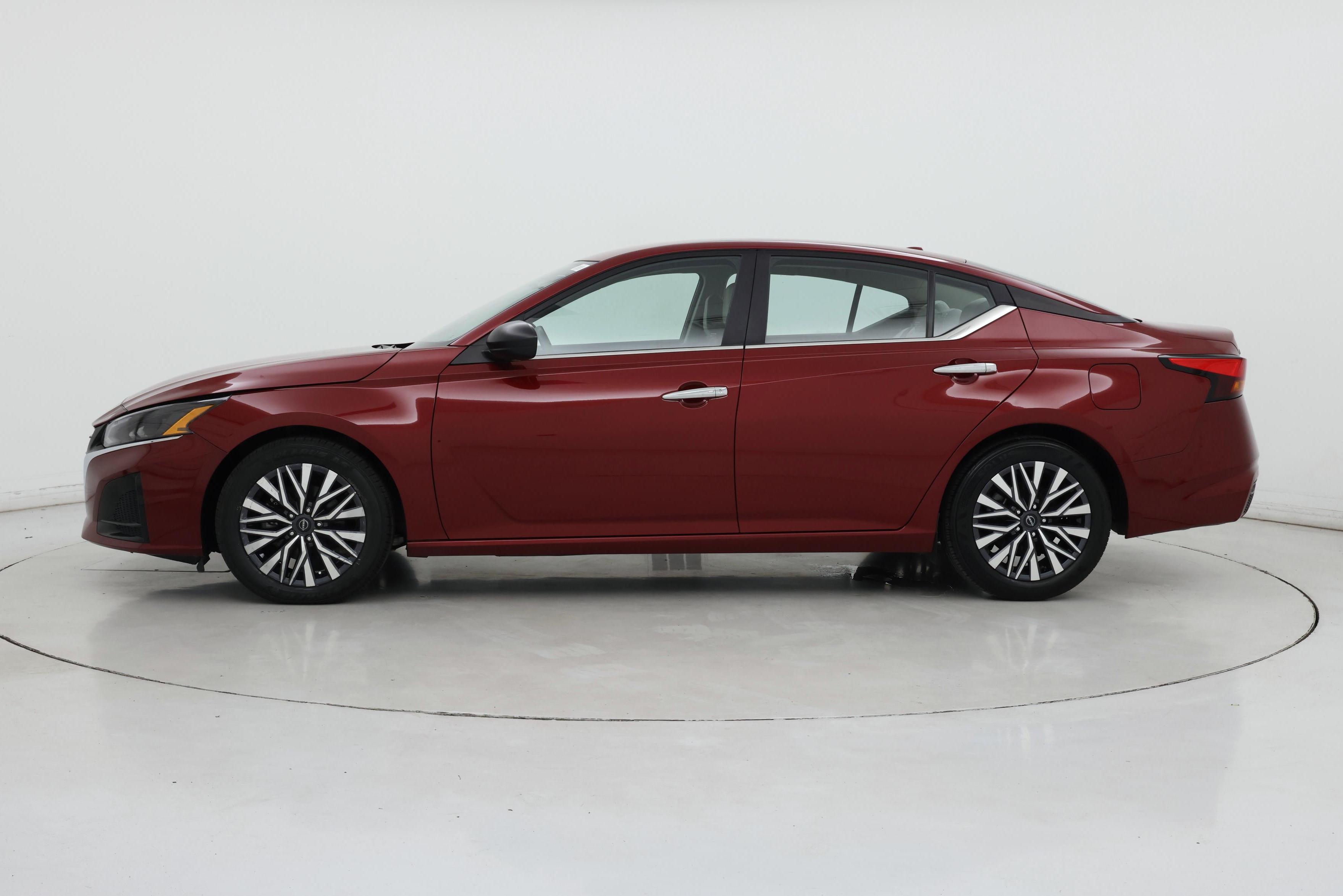 Thumbnail: 2025 Nissan Altima - 3
