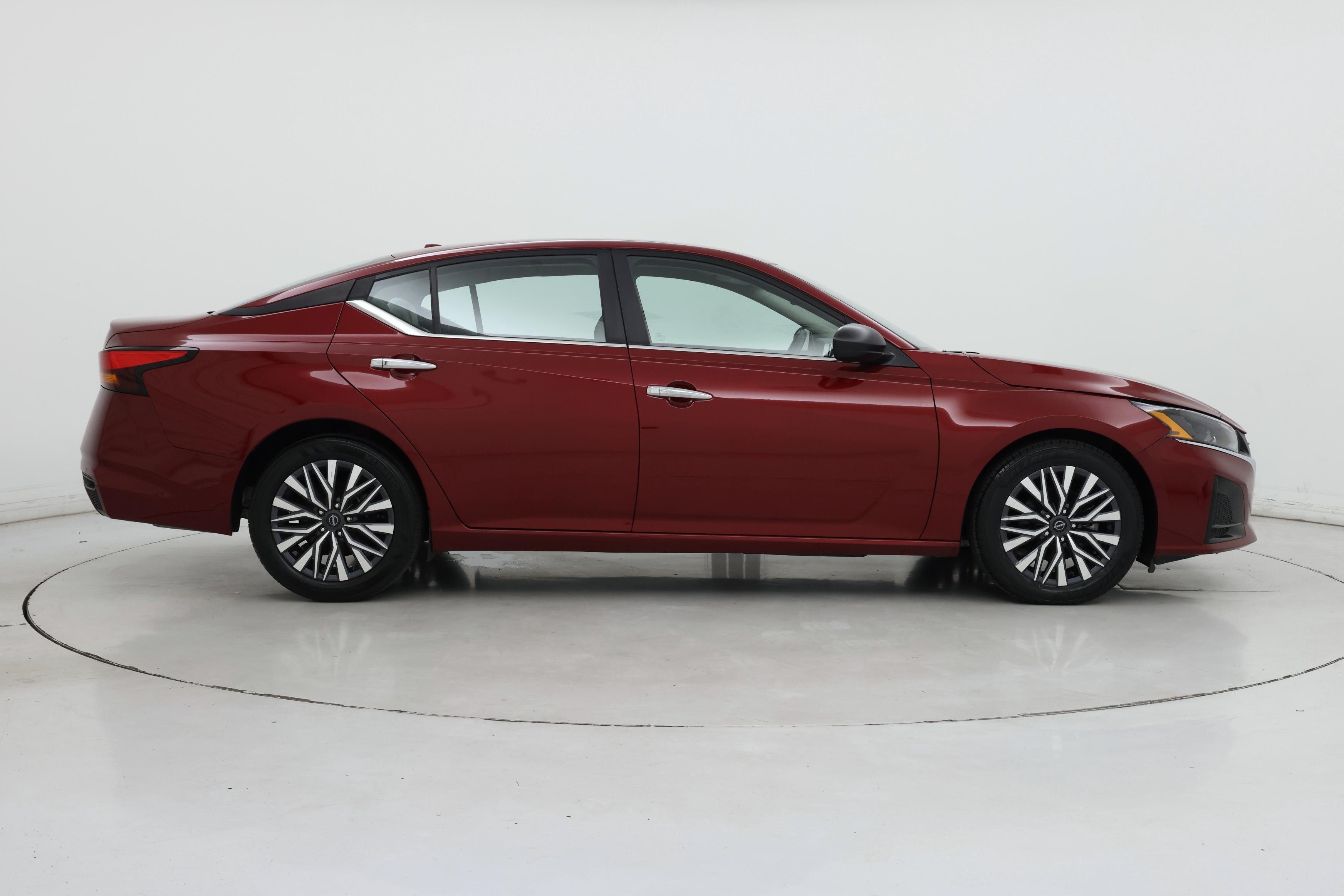 Thumbnail: 2025 Nissan Altima - 7