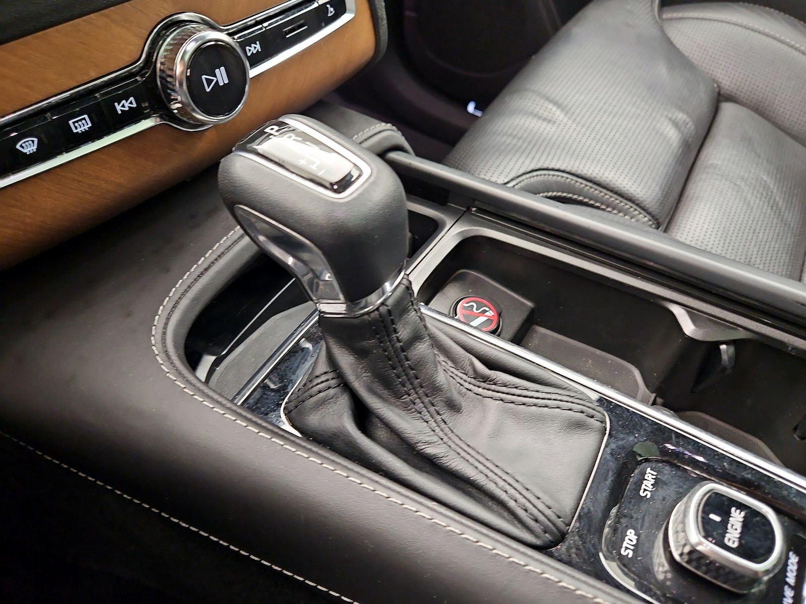 2017 Volvo XC90 Inscription - Photo 19