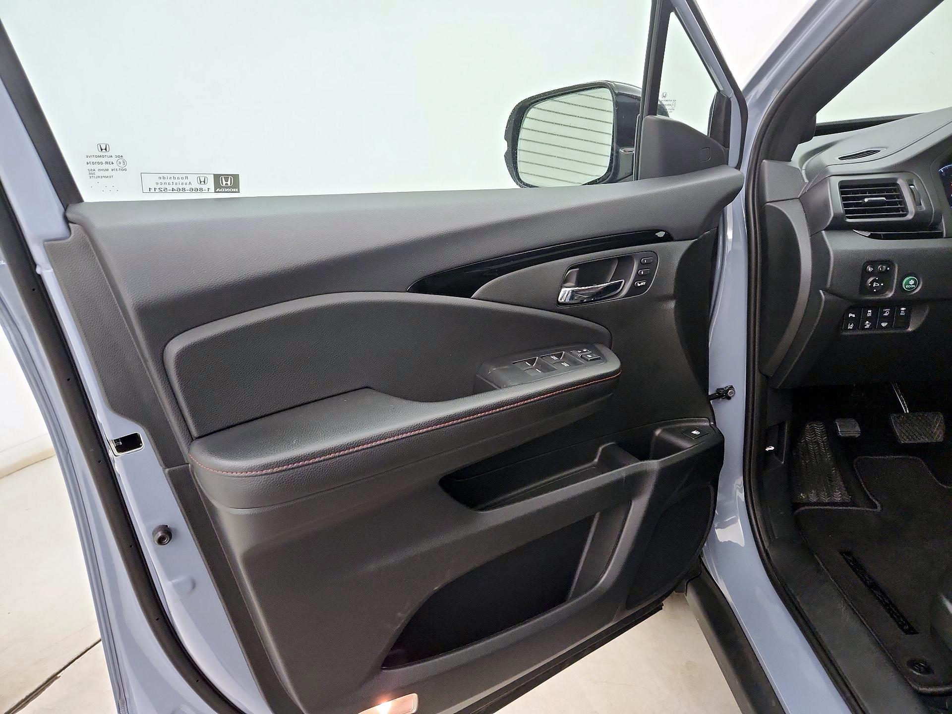Thumbnail: 2025 Honda Ridgeline - 12
