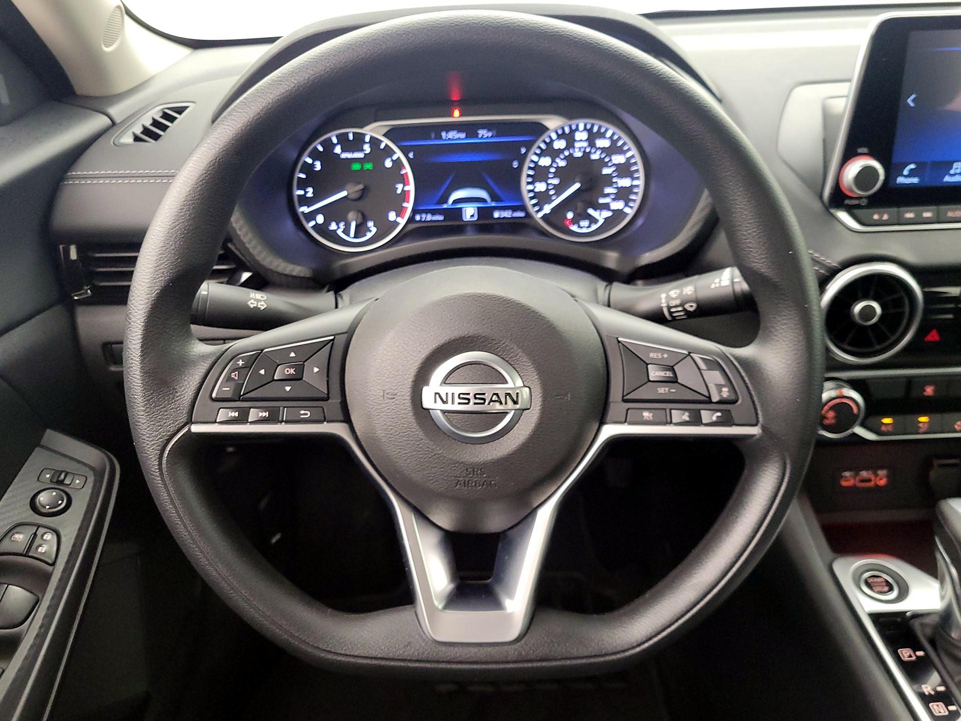 Thumbnail: 2023 Nissan Sentra - 10