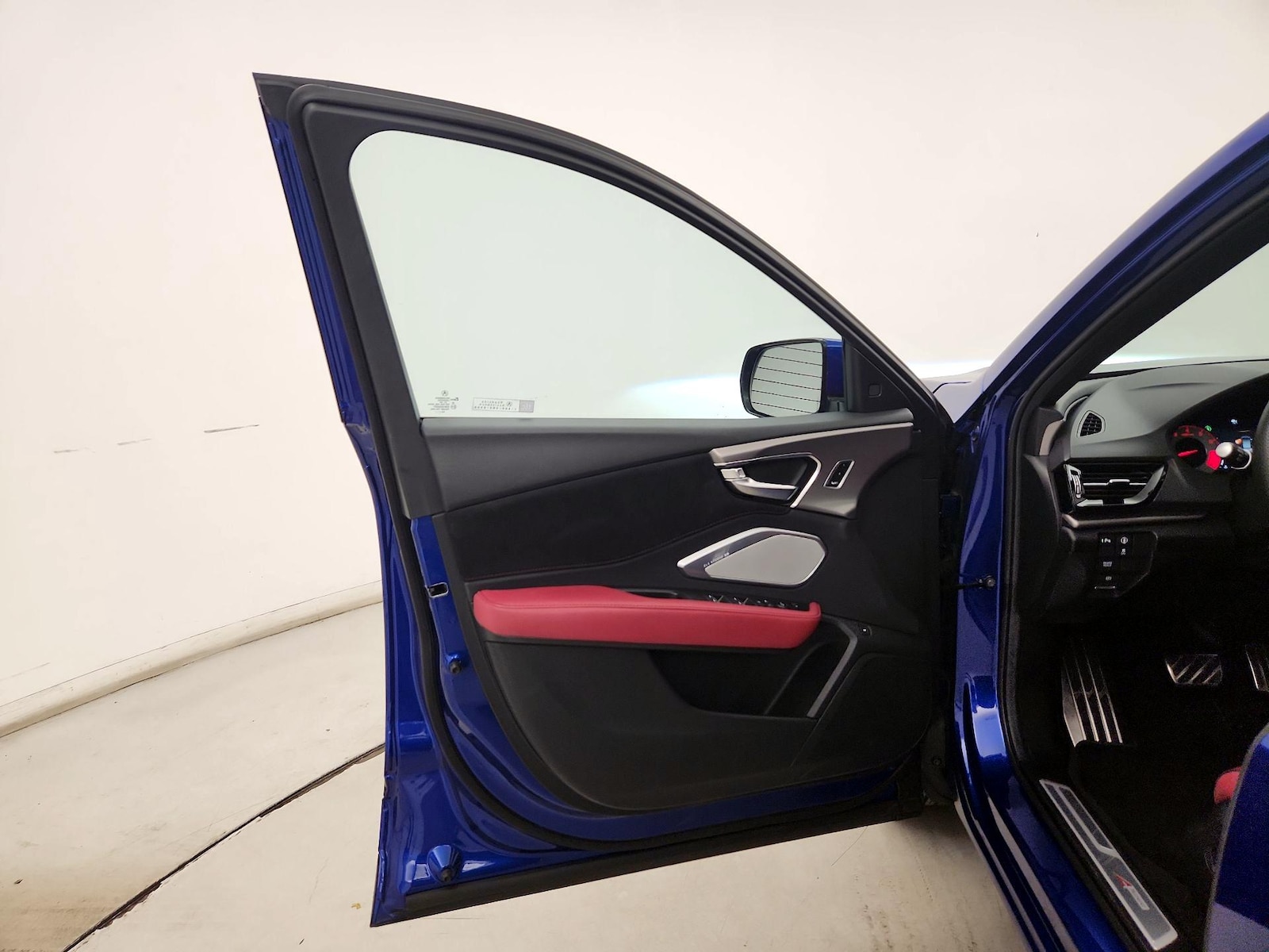 2025 Acura RDX A-Spec Package - Photo 13