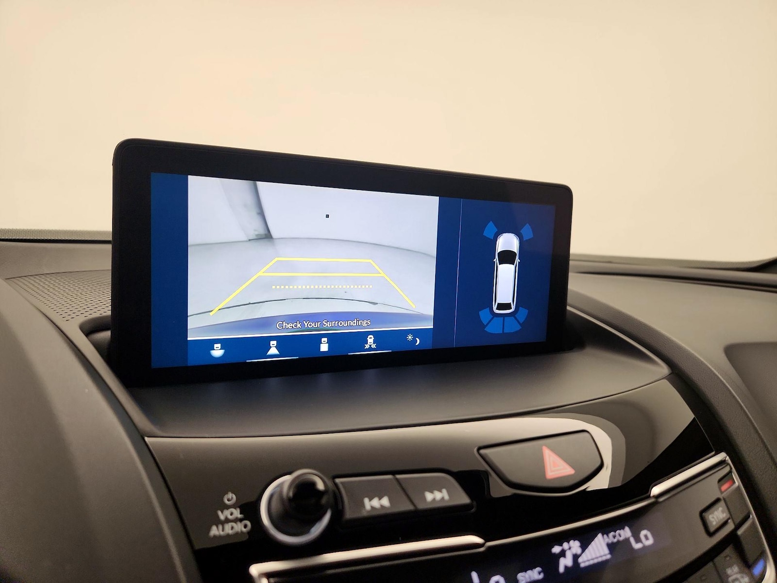 2025 Acura RDX A-Spec Package - Photo 16
