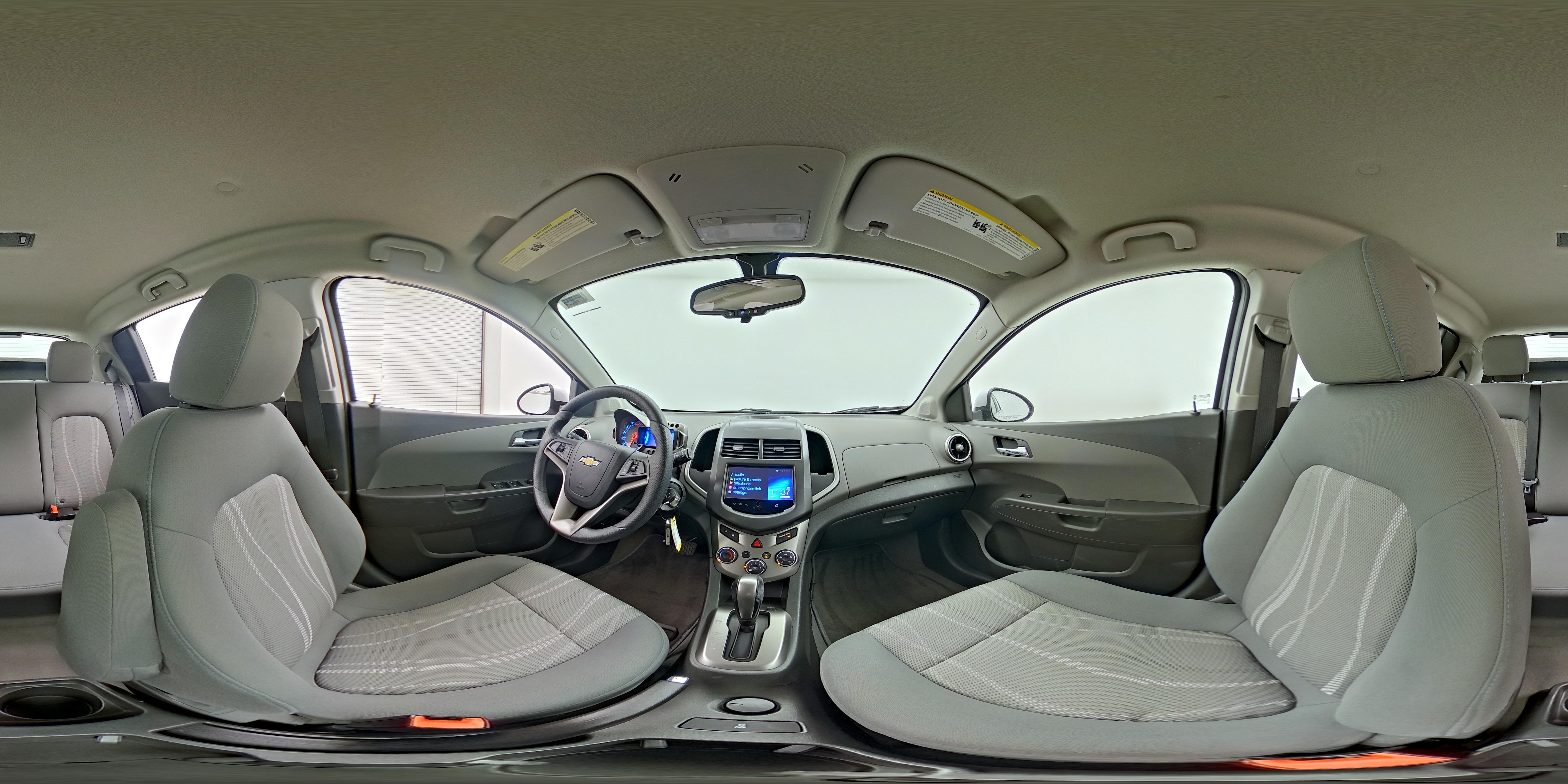 2015 Chevrolet Sonic LT - Photo 24