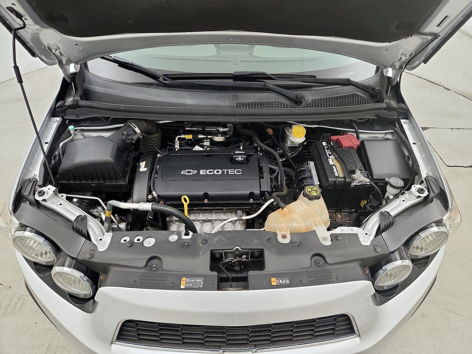 2015 Chevrolet Sonic LT - Photo 22