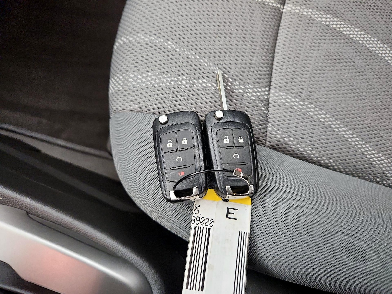 2015 Chevrolet Sonic LT - Photo 23
