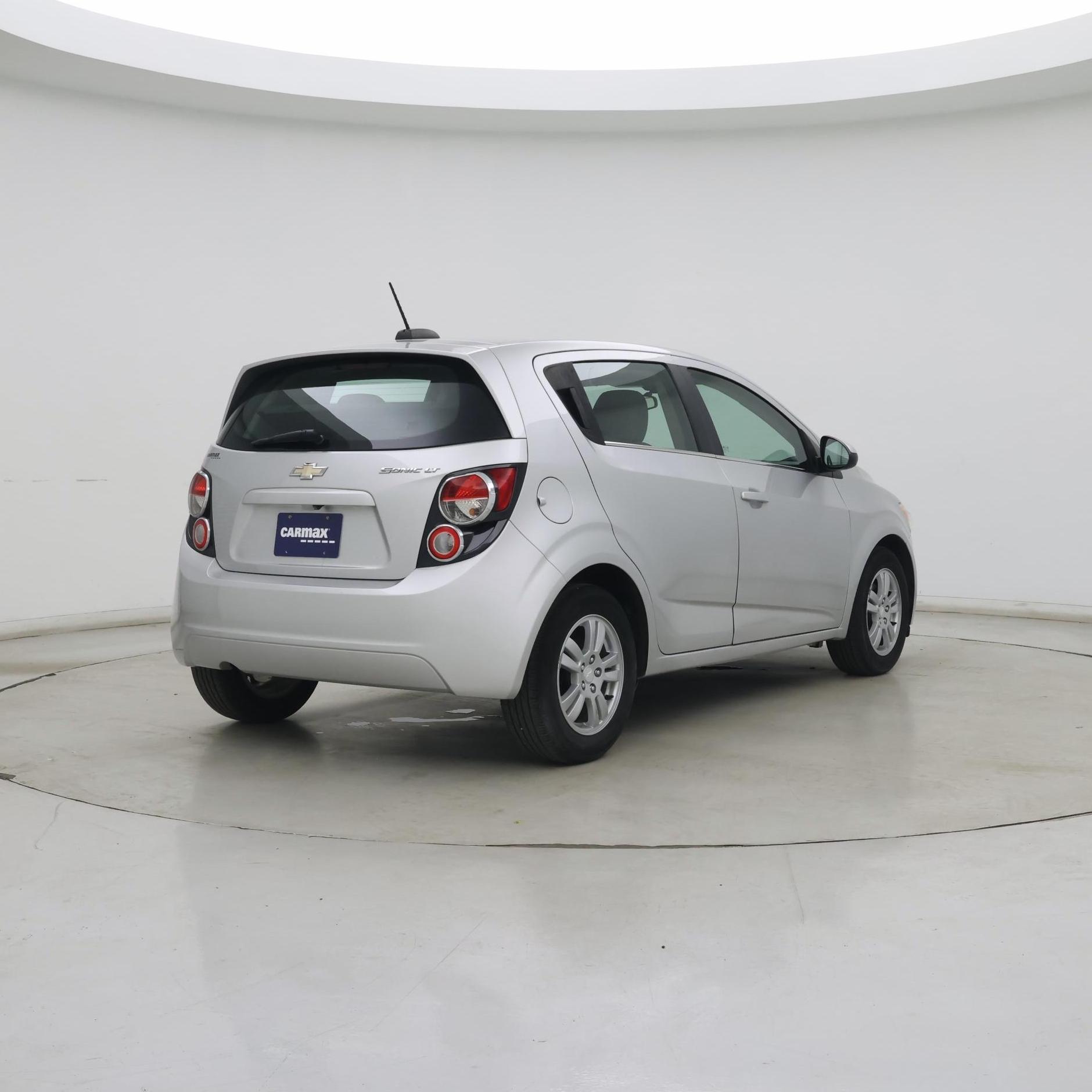Thumbnail: 2015 Chevrolet Sonic - 8