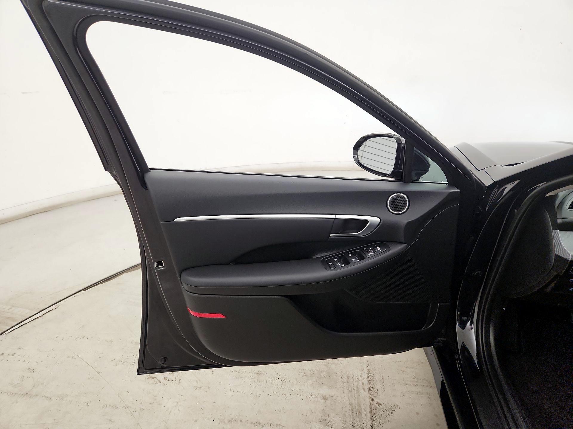 Thumbnail: 2025 Hyundai Sonata - 12