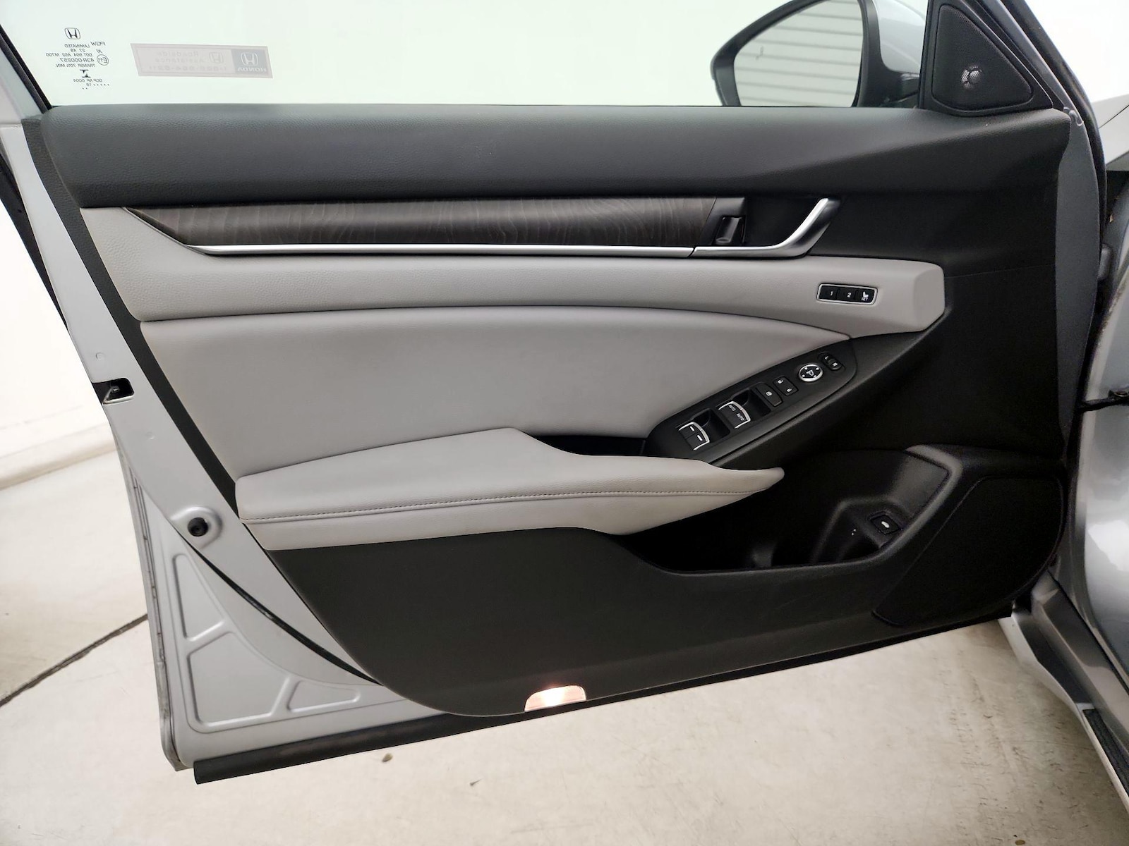 2018 Honda Accord Touring - Photo 13