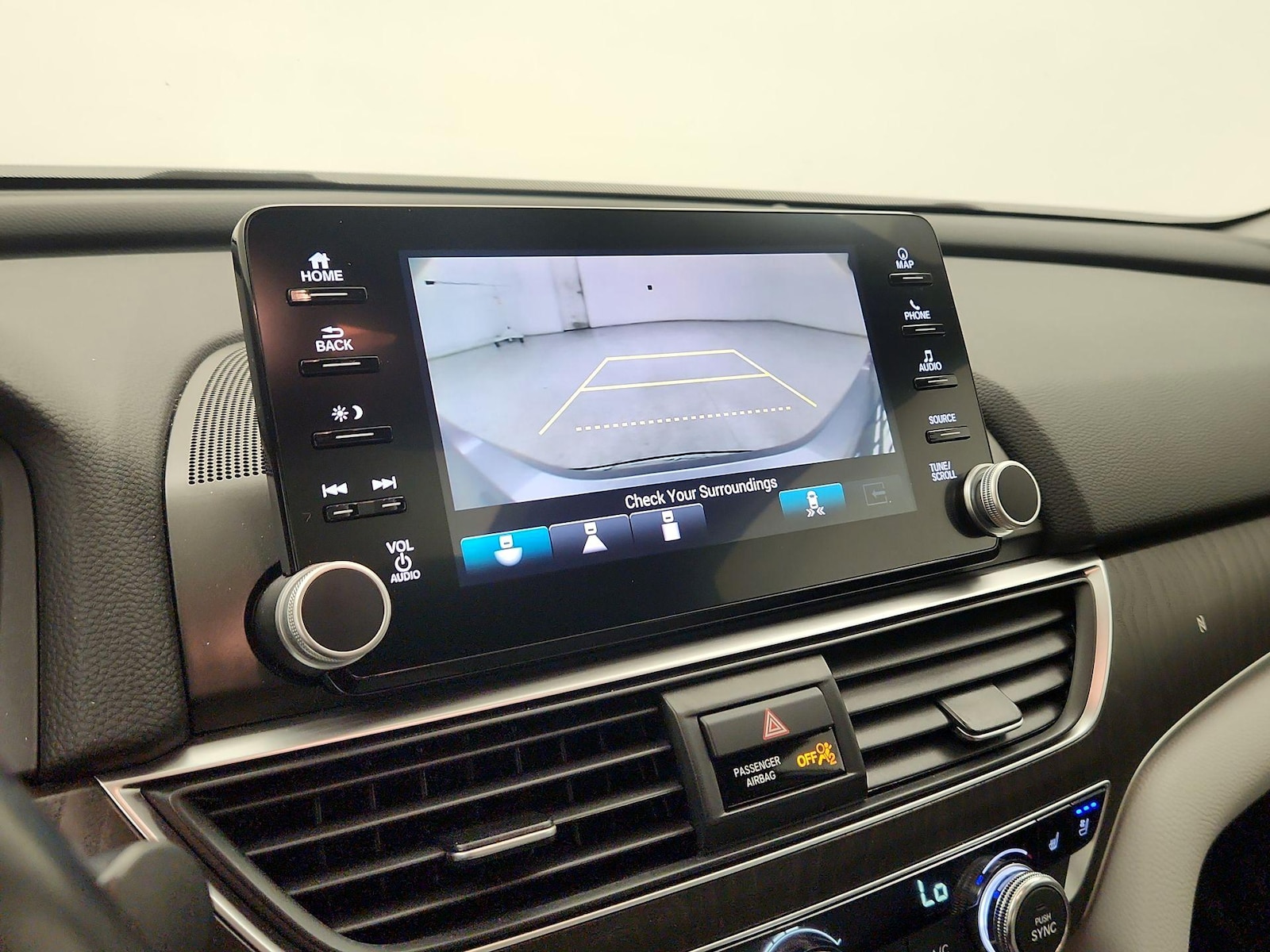 2018 Honda Accord Touring - Photo 16