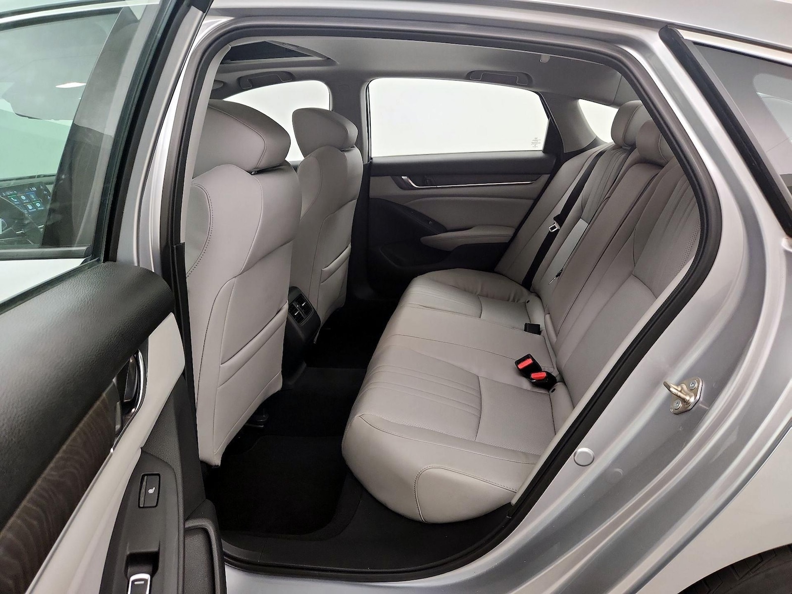 2018 Honda Accord Touring - Photo 22