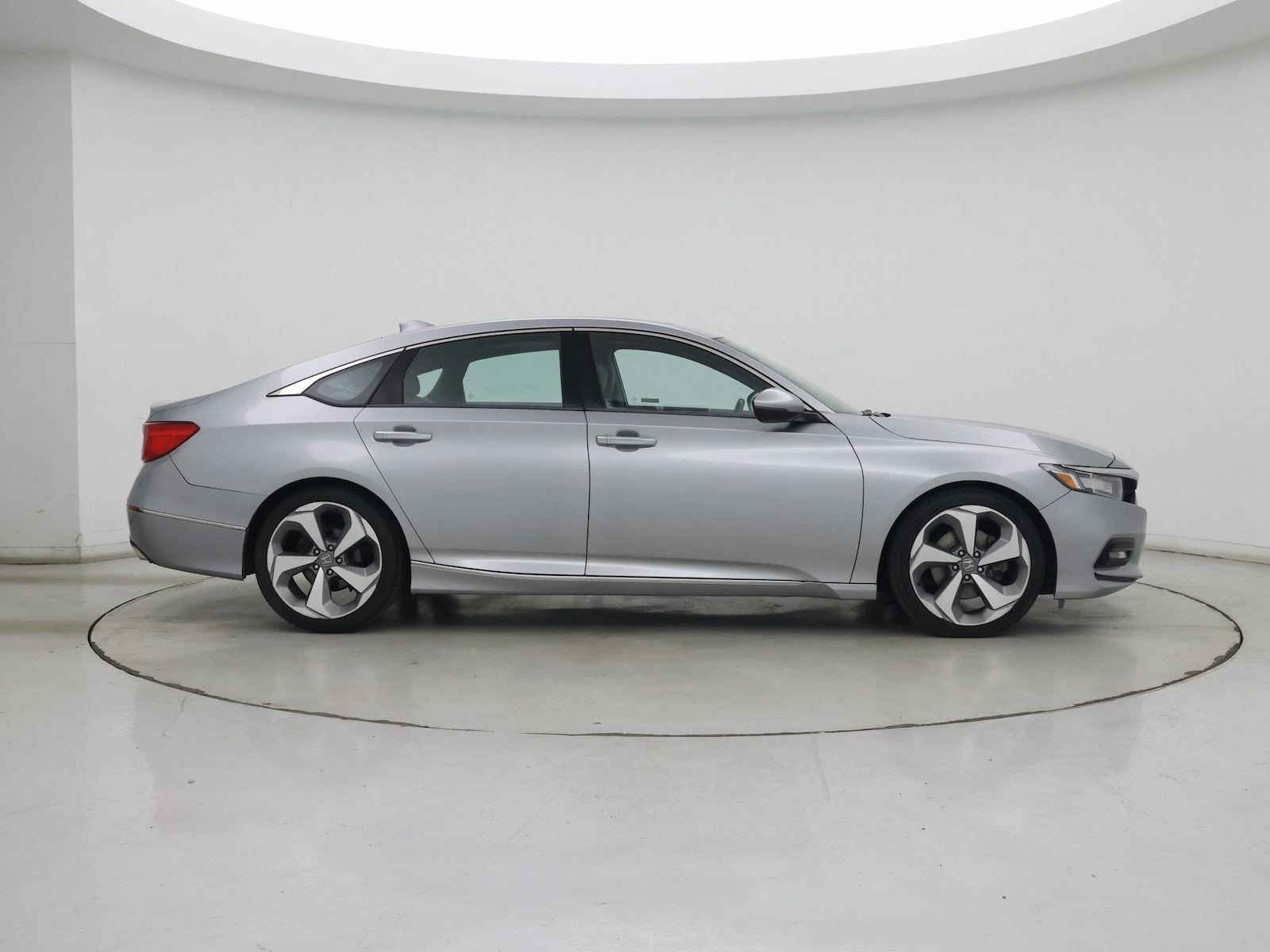 2018 Honda Accord Touring - Photo 8