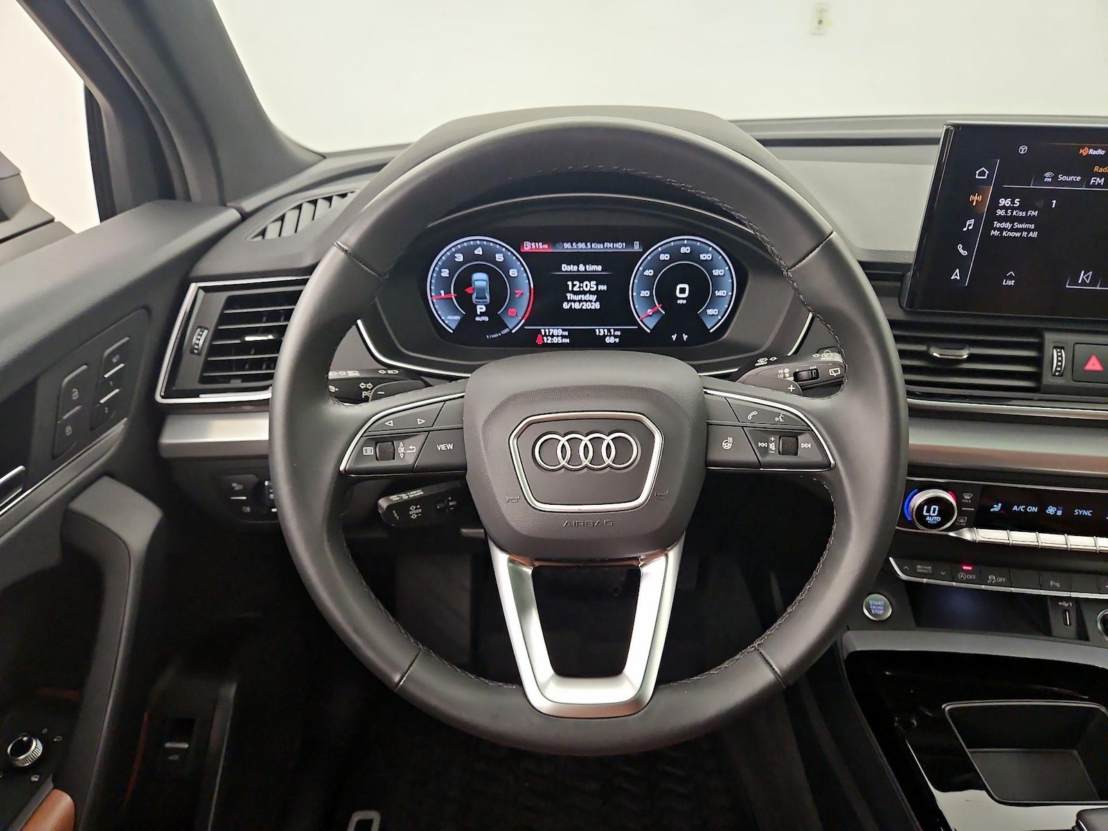 2025 Audi Q5 Premium - Photo 11