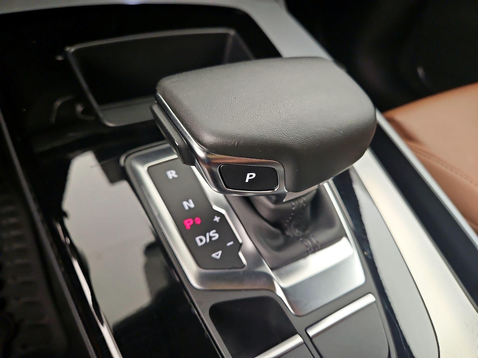 2025 Audi Q5 Premium - Photo 18