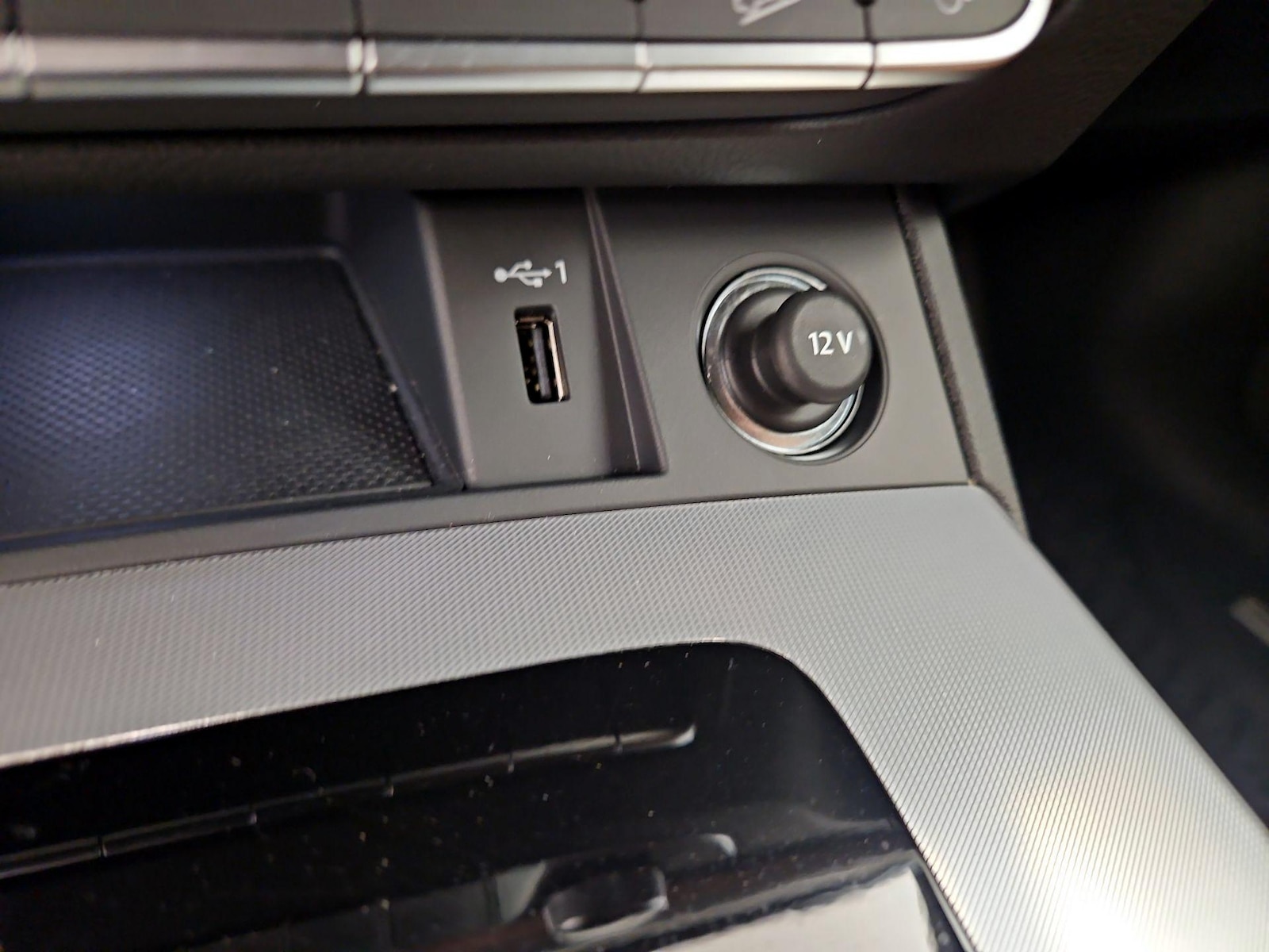 2025 Audi Q5 Premium - Photo 19