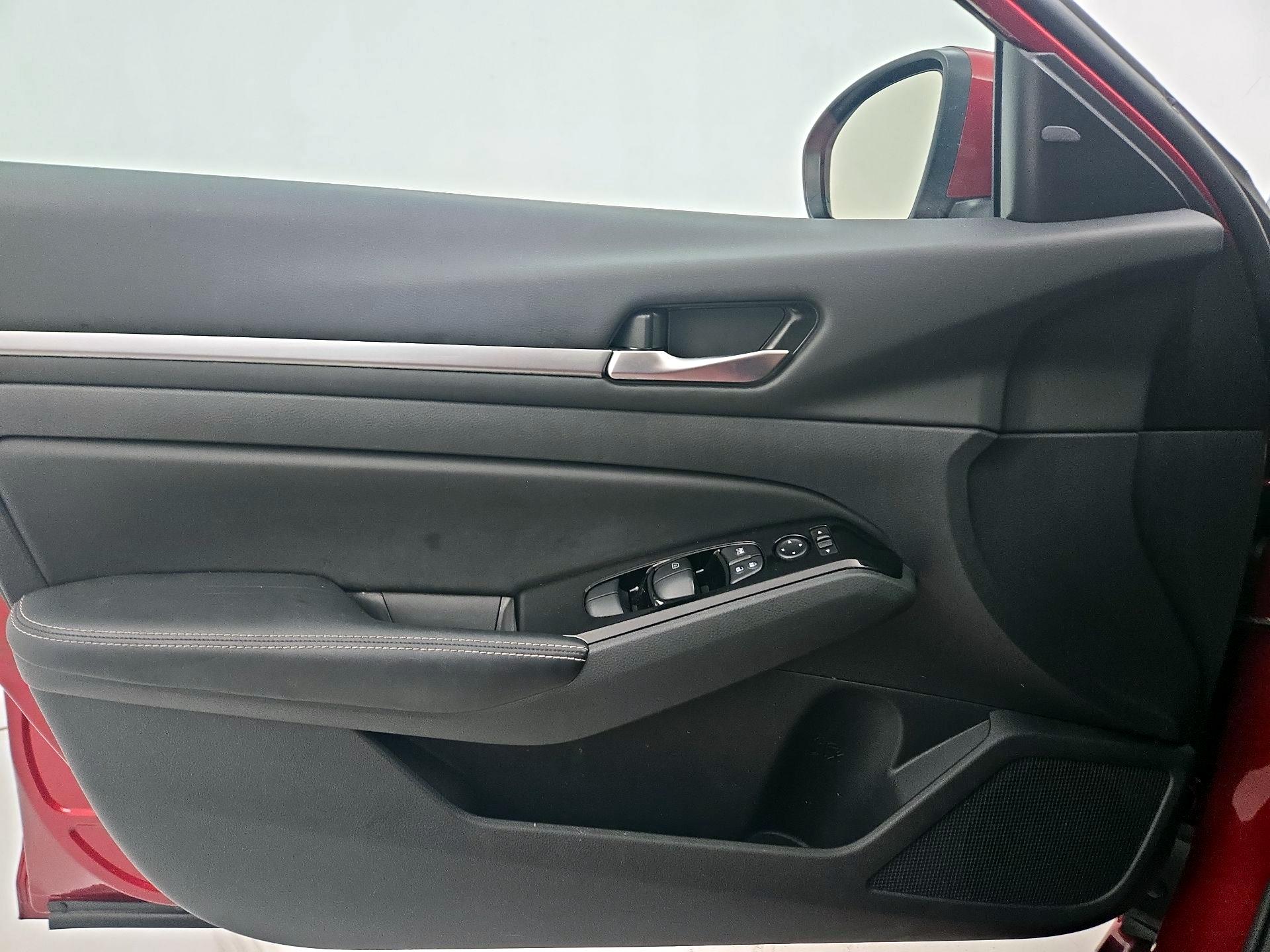 Thumbnail: 2023 Nissan Altima - 12