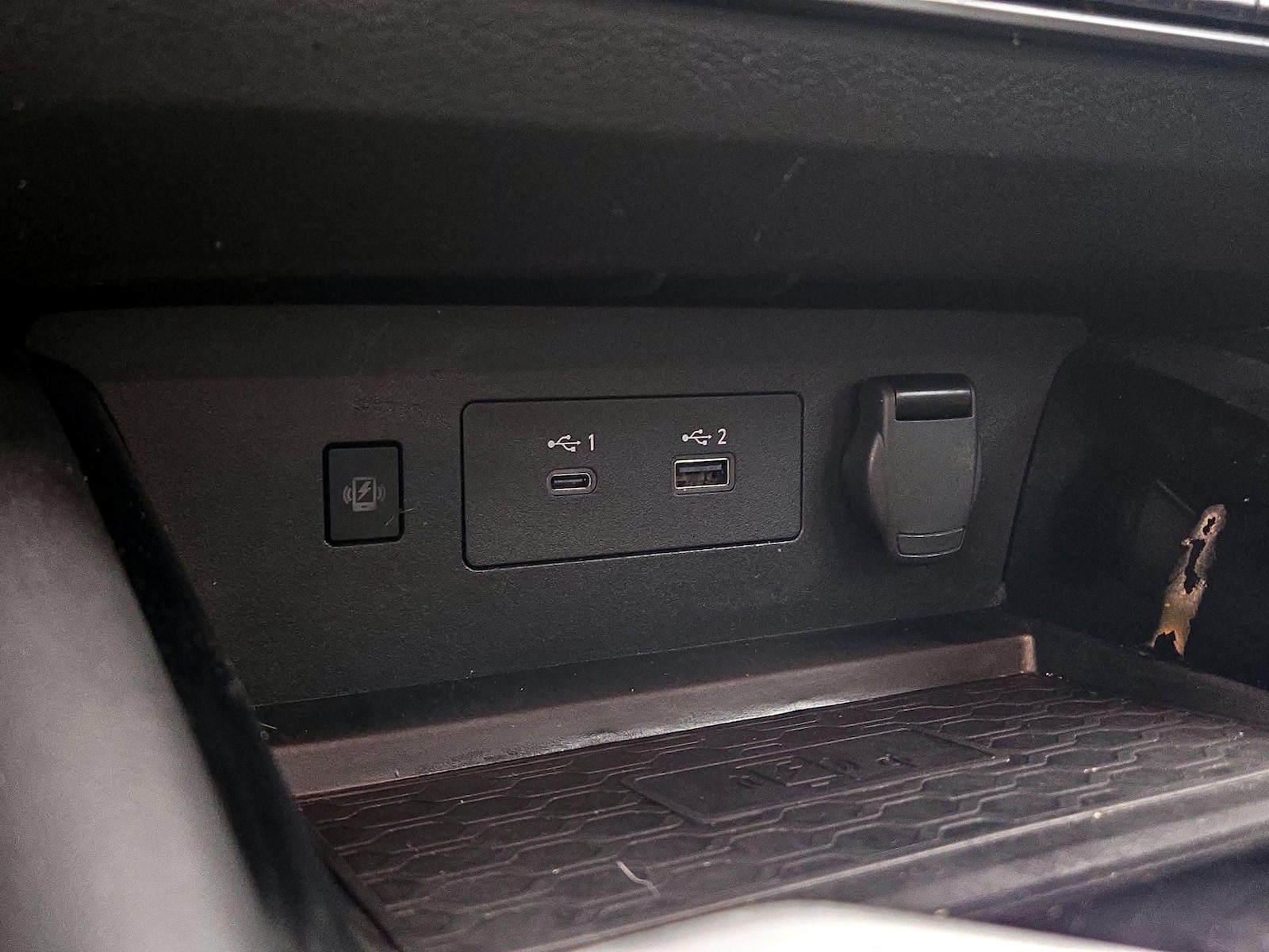 2024 Nissan Altima SR - Photo 19