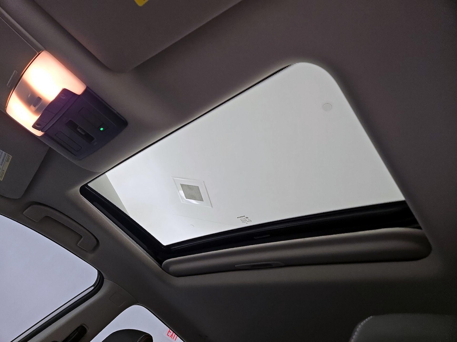 2024 Nissan Altima SR - Photo 20