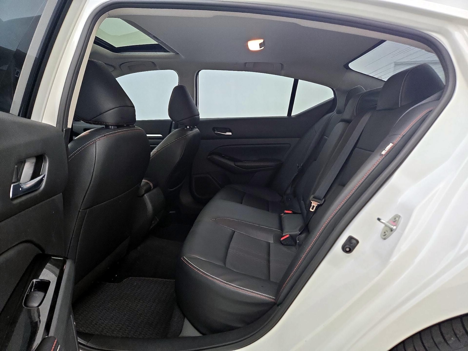 2024 Nissan Altima SR - Photo 21
