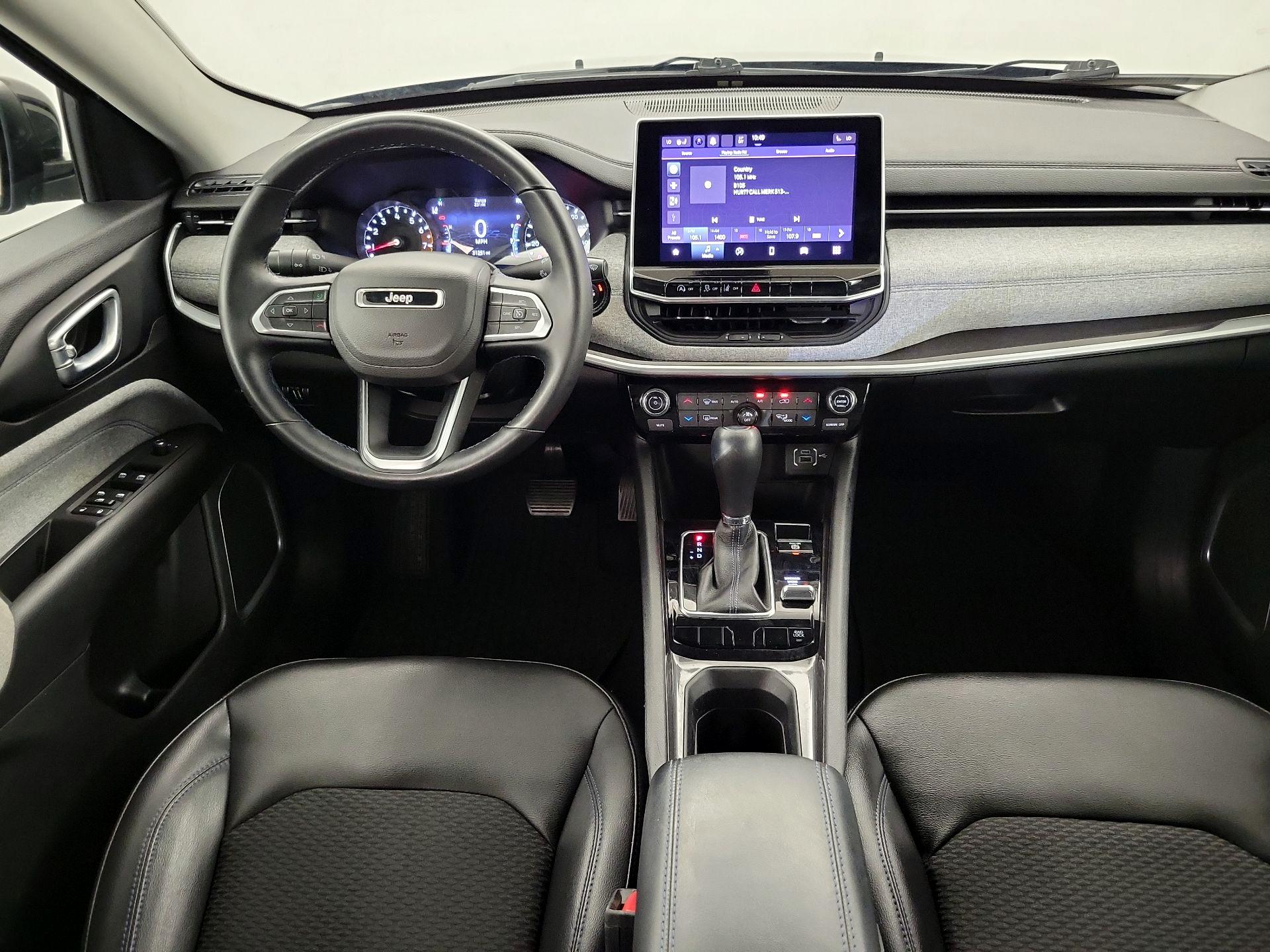 Thumbnail: 2022 Jeep Compass - 9