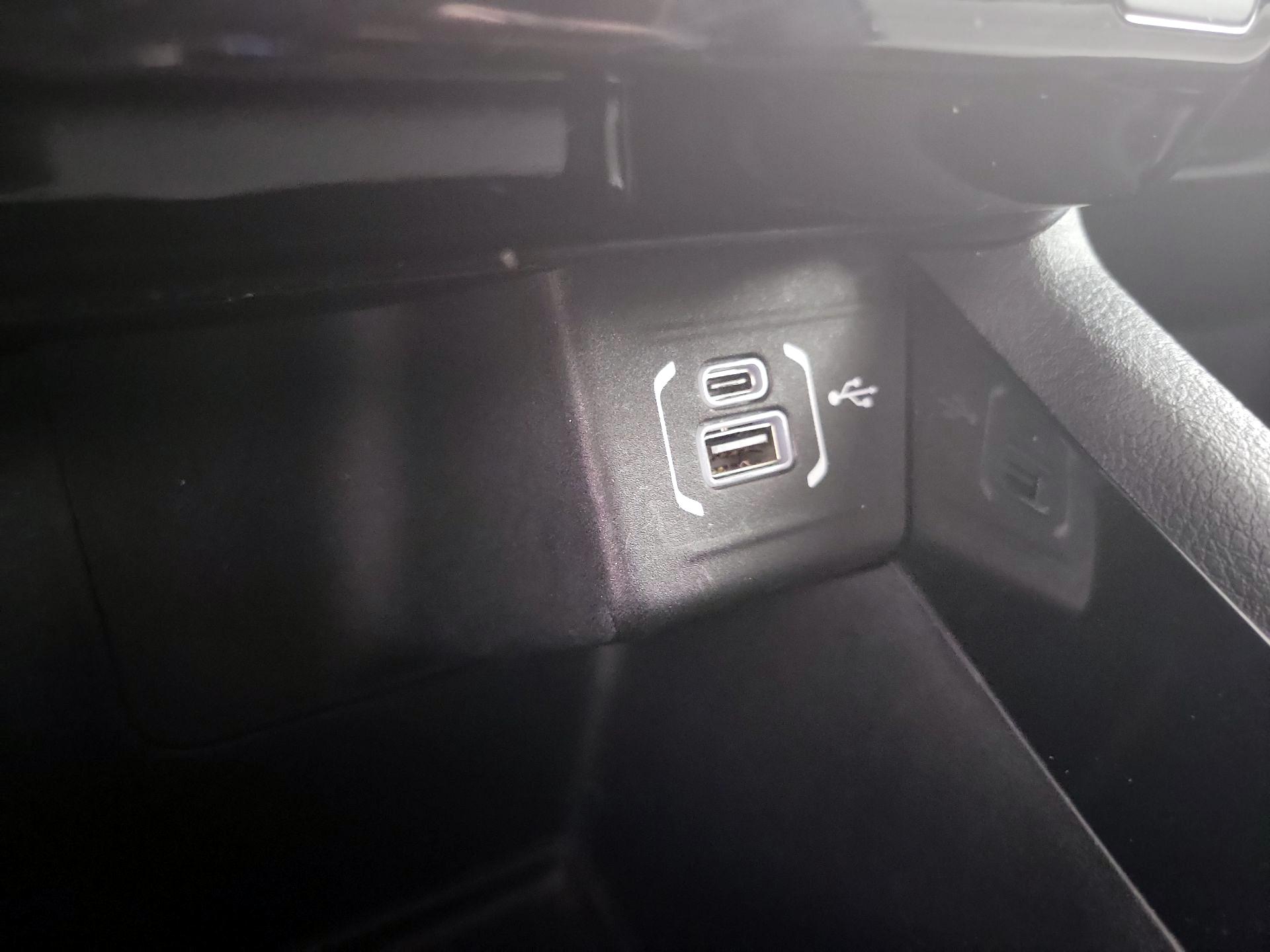 Thumbnail: 2022 Jeep Compass - 19
