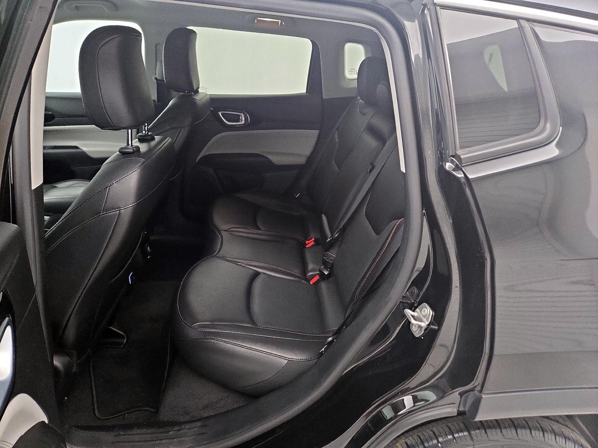 Thumbnail: 2022 Jeep Compass - 19