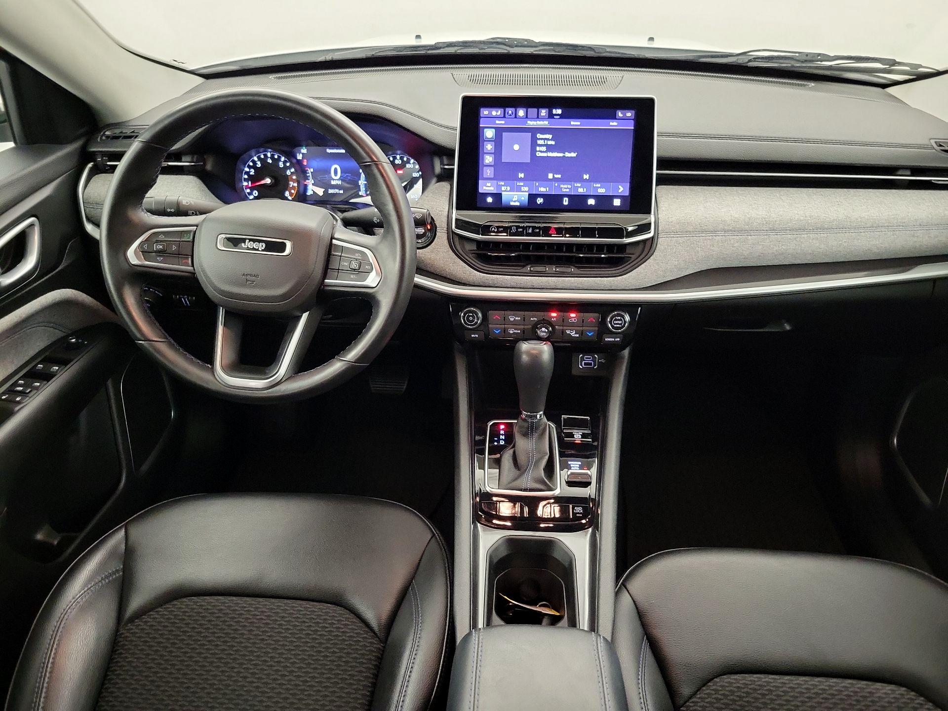 Thumbnail: 2022 Jeep Compass - 9