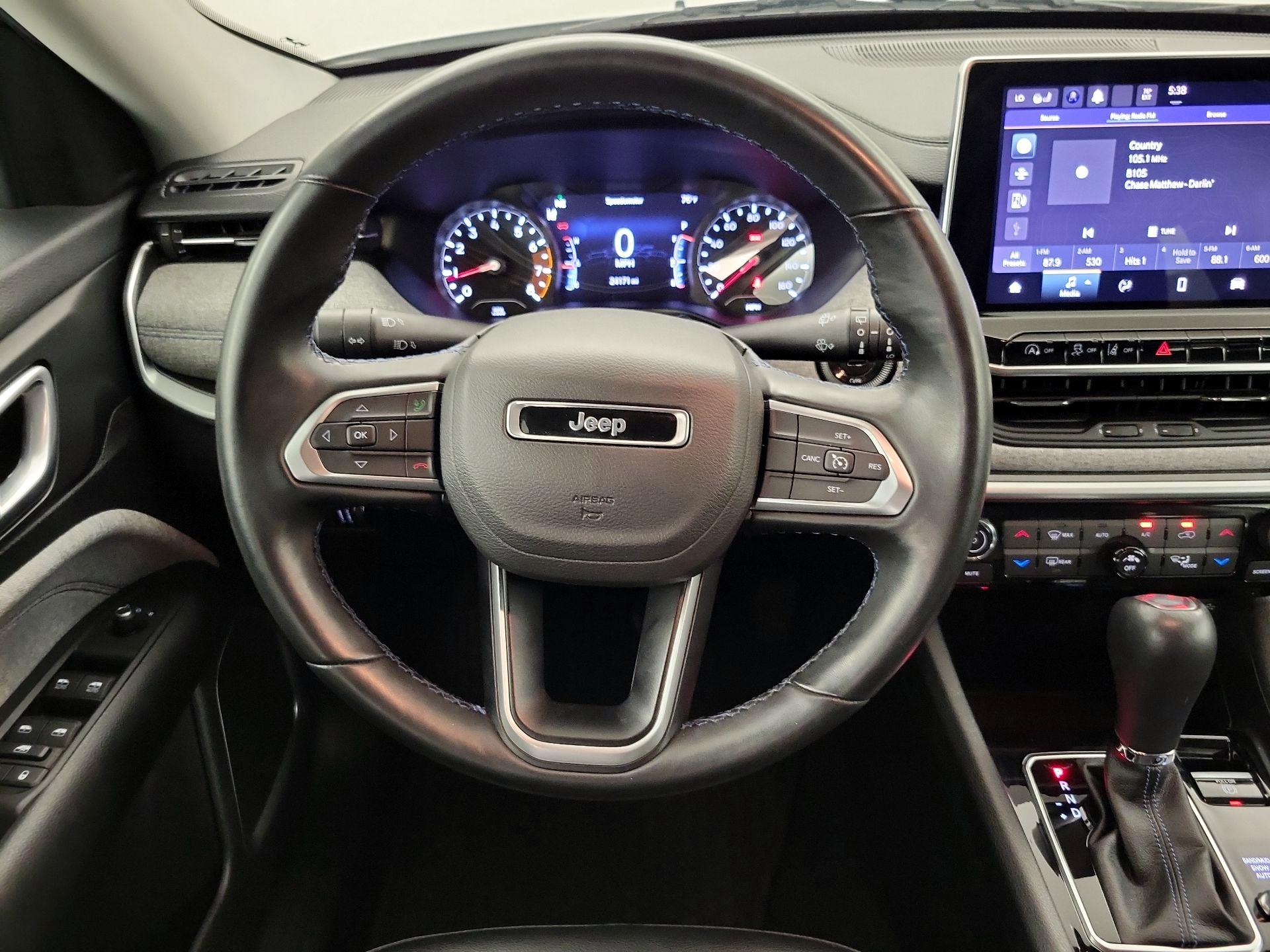 Thumbnail: 2022 Jeep Compass - 10