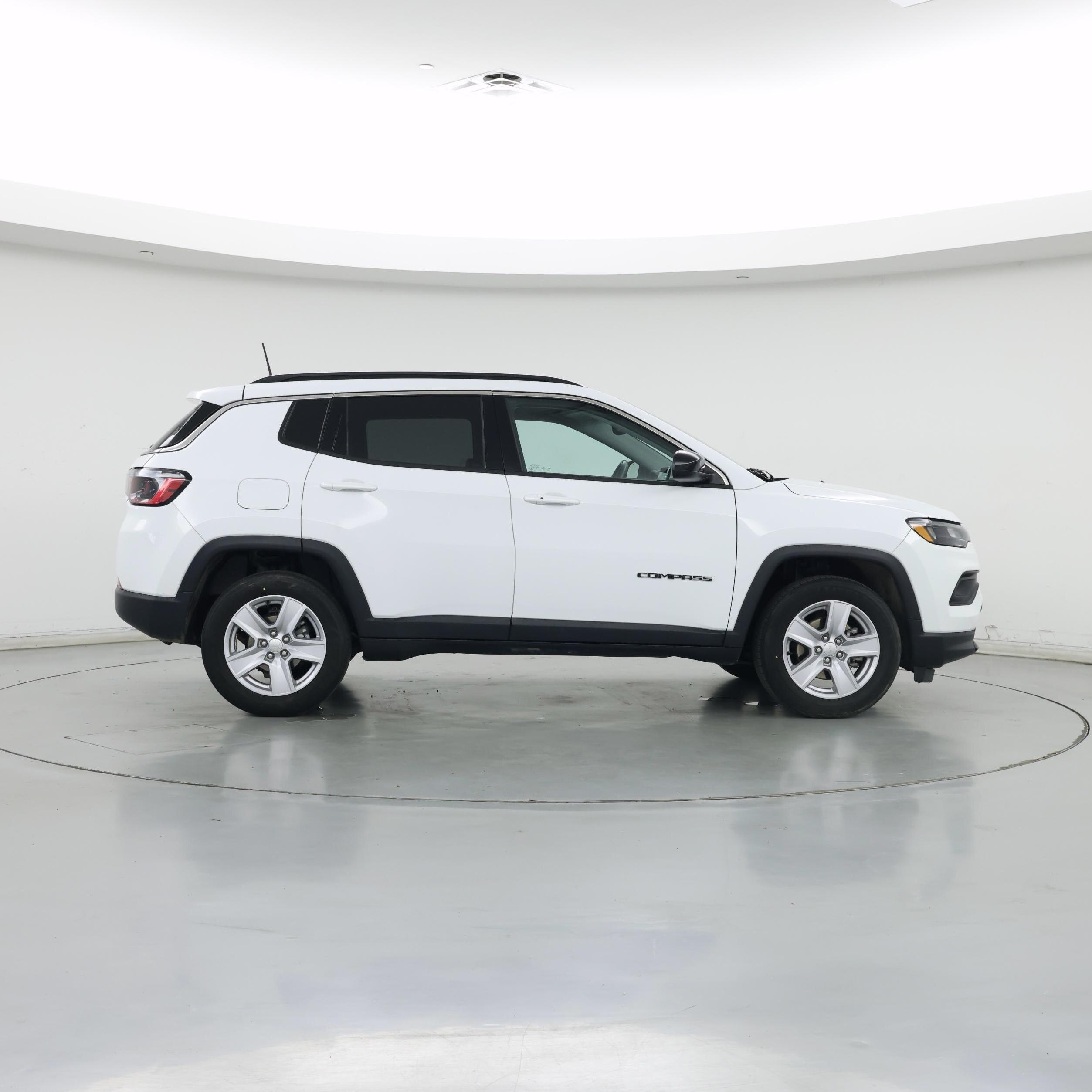 Thumbnail: 2022 Jeep Compass - 7